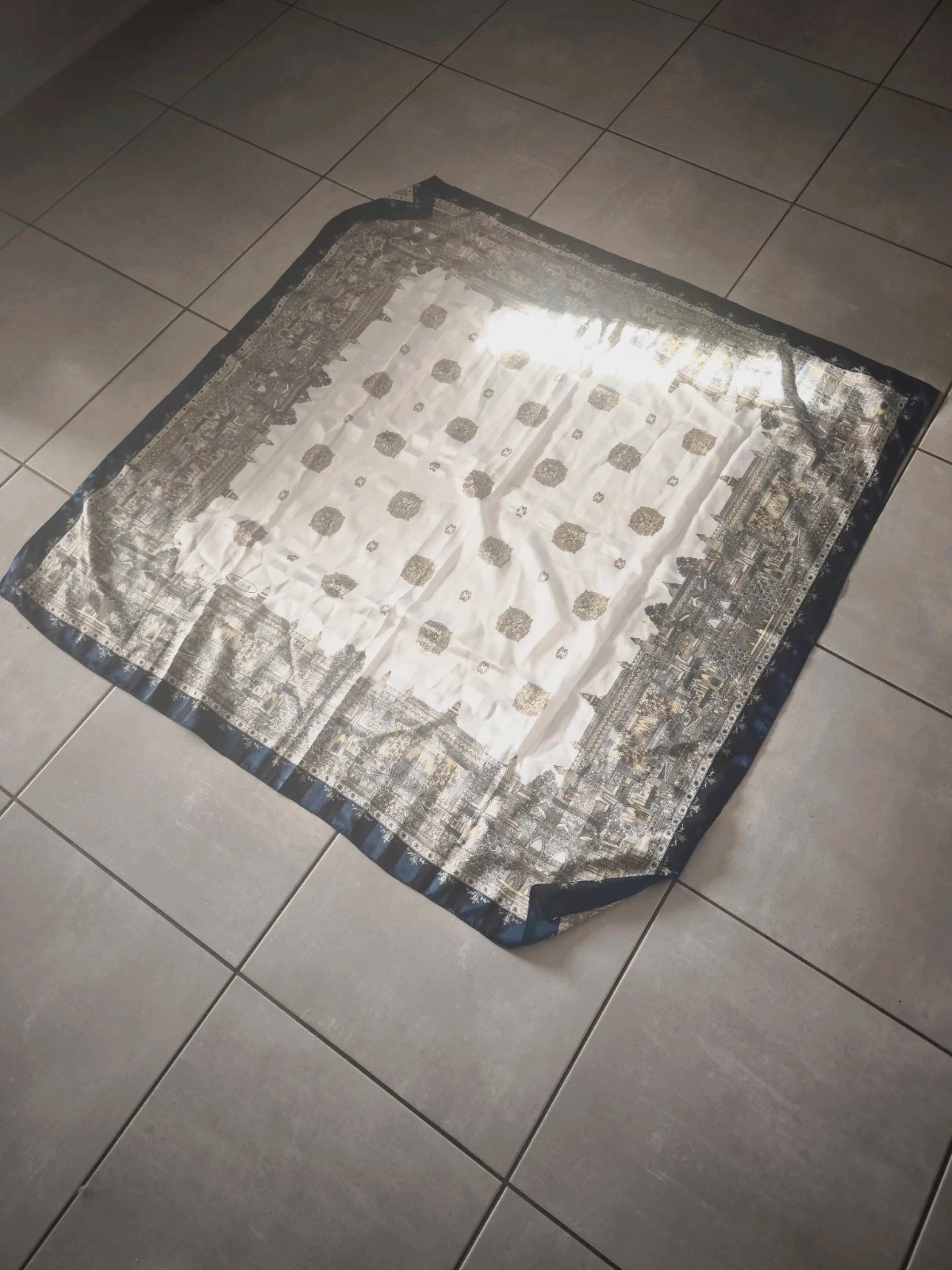 Foulard carré grand – Carré