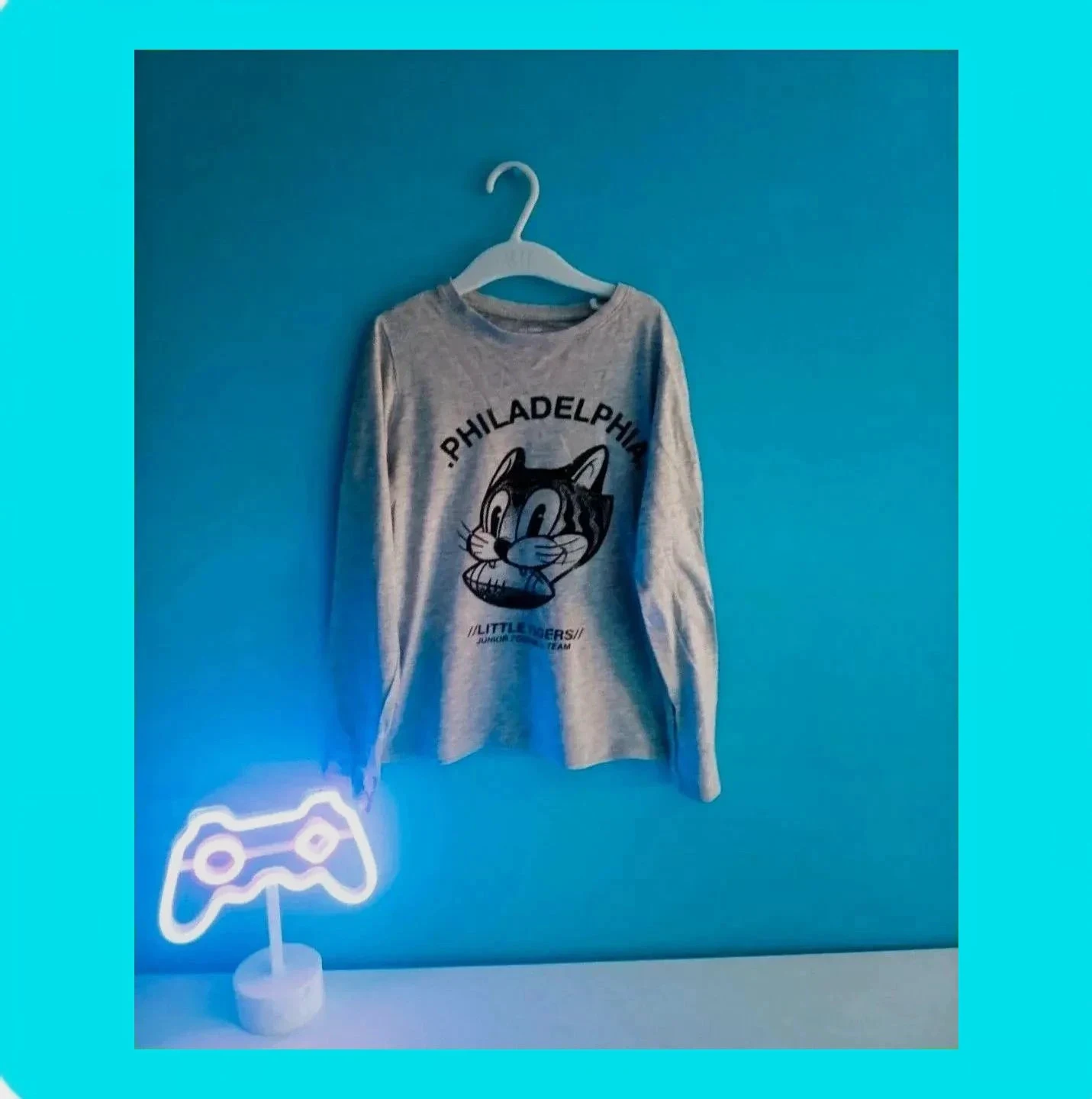 🩵 Camiseta Manga Larga Philadelphia 🩵 – Kiabi – taille 8 ans / 128 cm