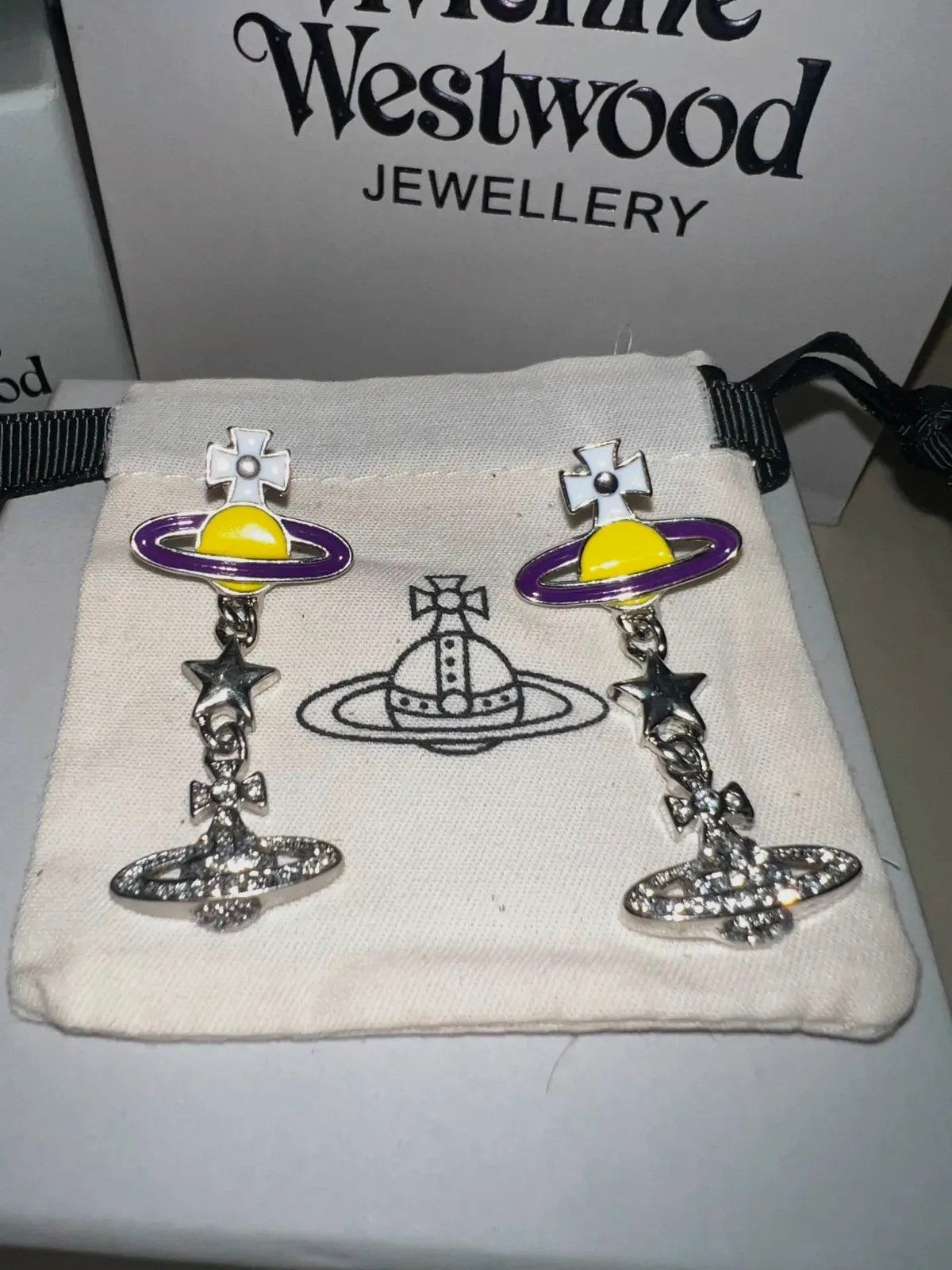 Boucles d'oreilles Vivienne Westwood Planète – Vivienne Westwood – argenté 6
