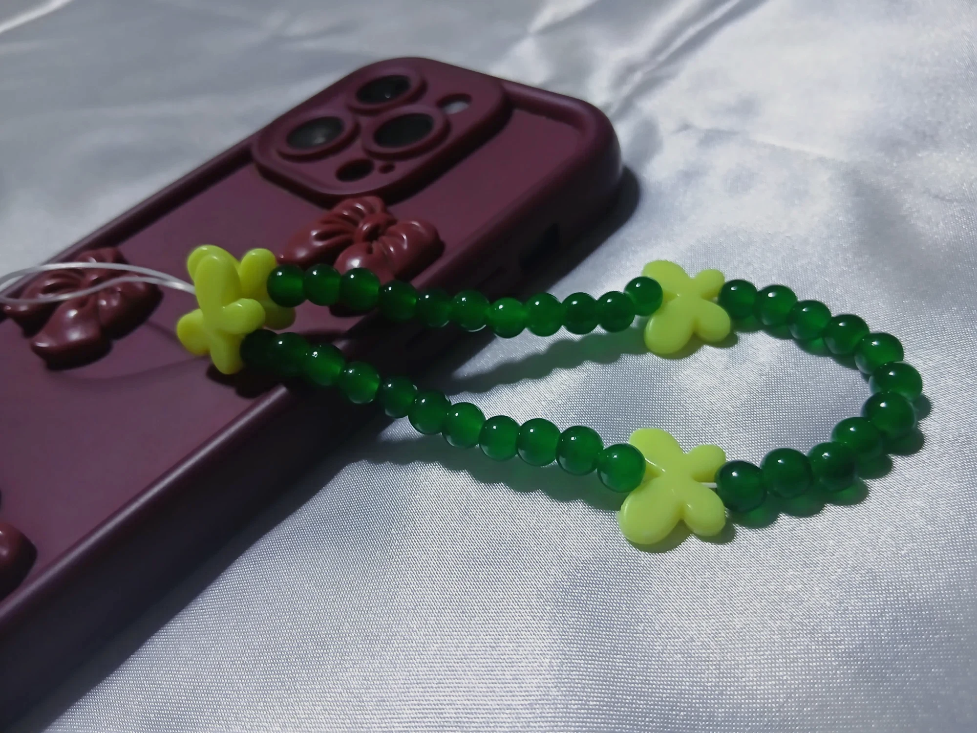 Charme phone tasbih papillon Nour 17