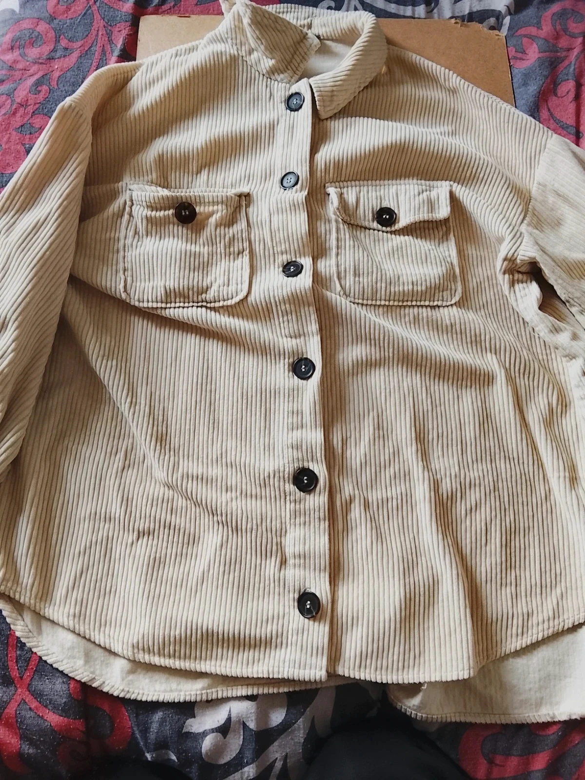 Surchemise en velours côtelé beige Bershka taille M