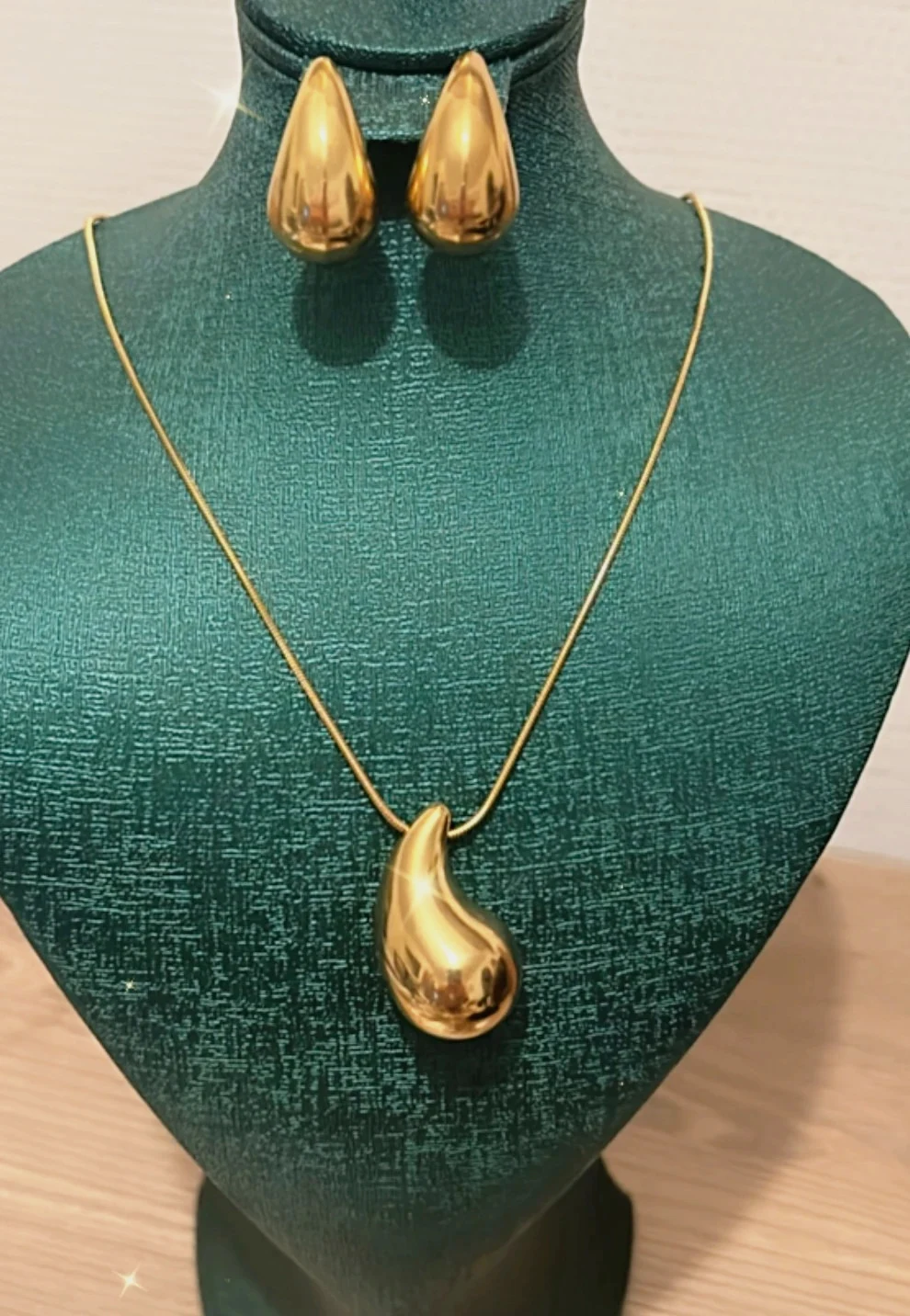 Collier + boucles d’oreilles acier inoxydable
