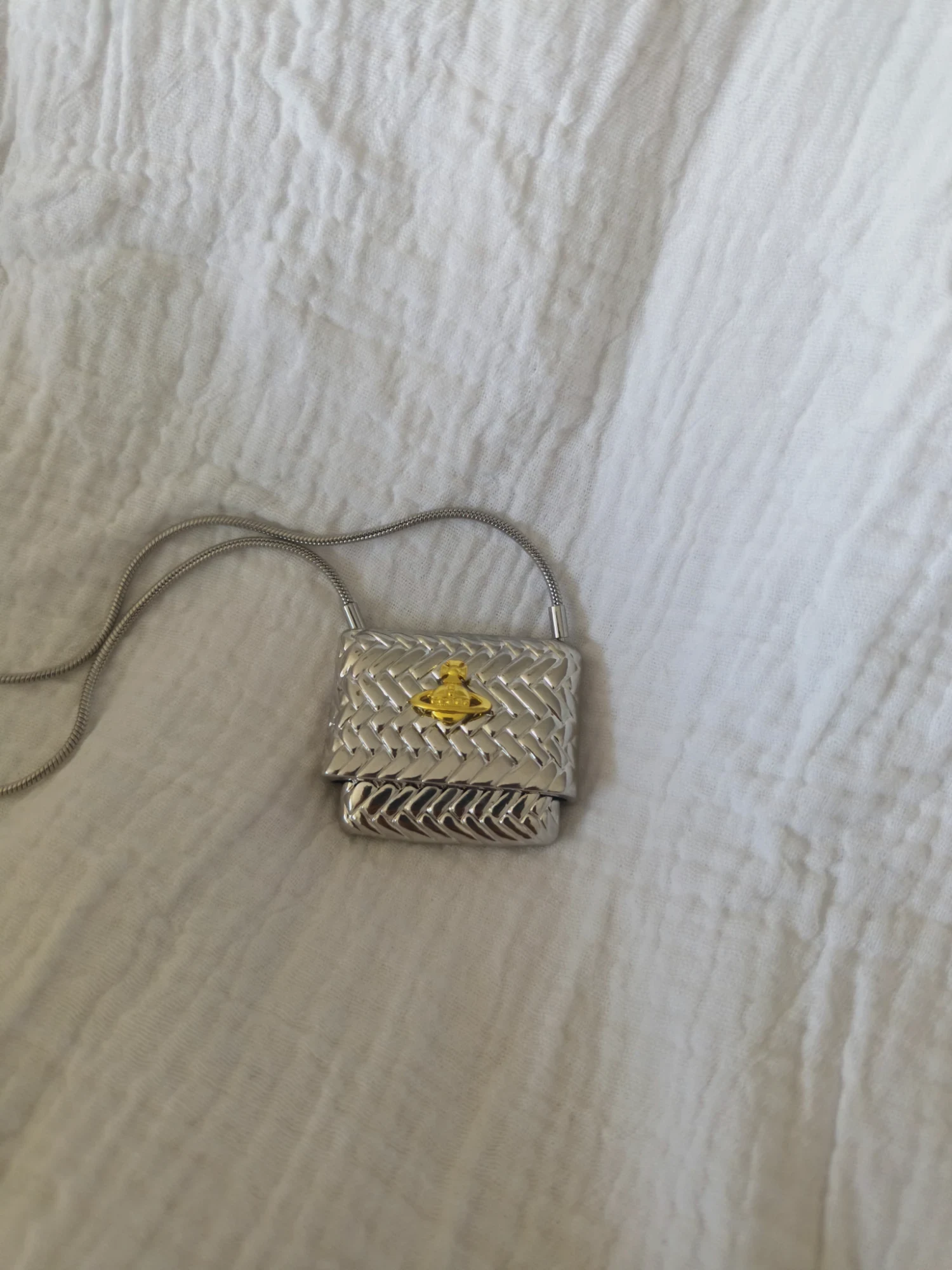 Collier Vivienne Westwood neuf
