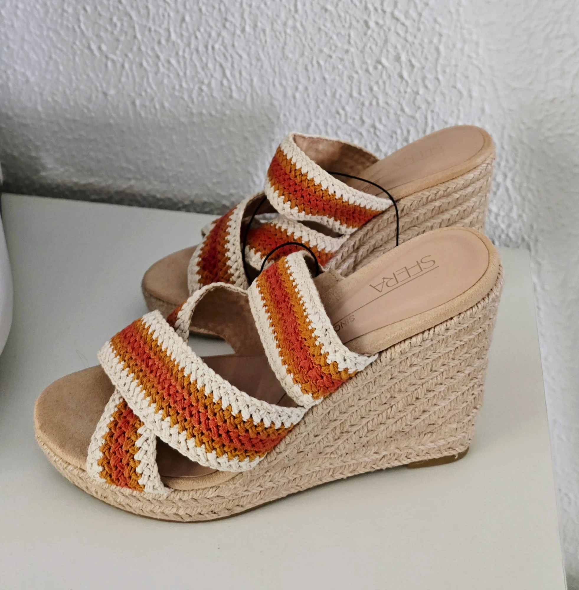 Sandalias de crochet con cuña – SFERA – taille EU 37