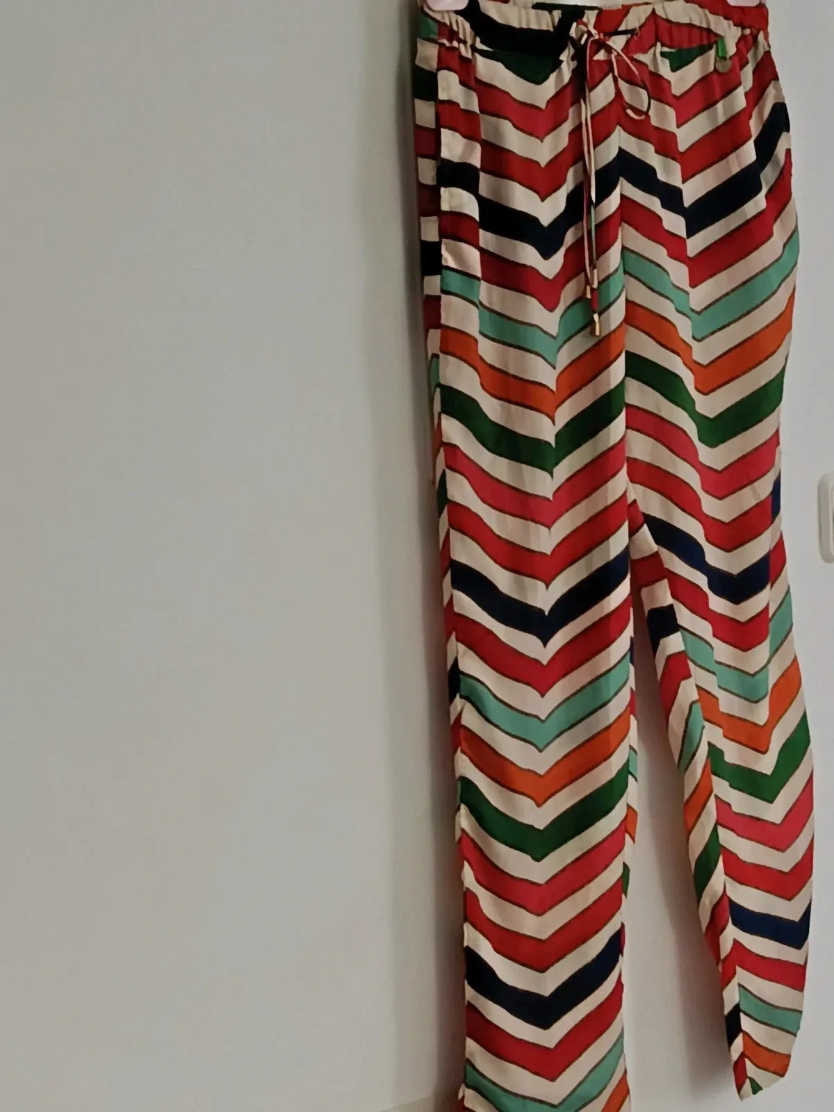 Pantalón fluido Lola Casademunt Estampado Zigzag Chevron 🔥🔥 – Lola Casademunt – taille S / 36 / 8 2