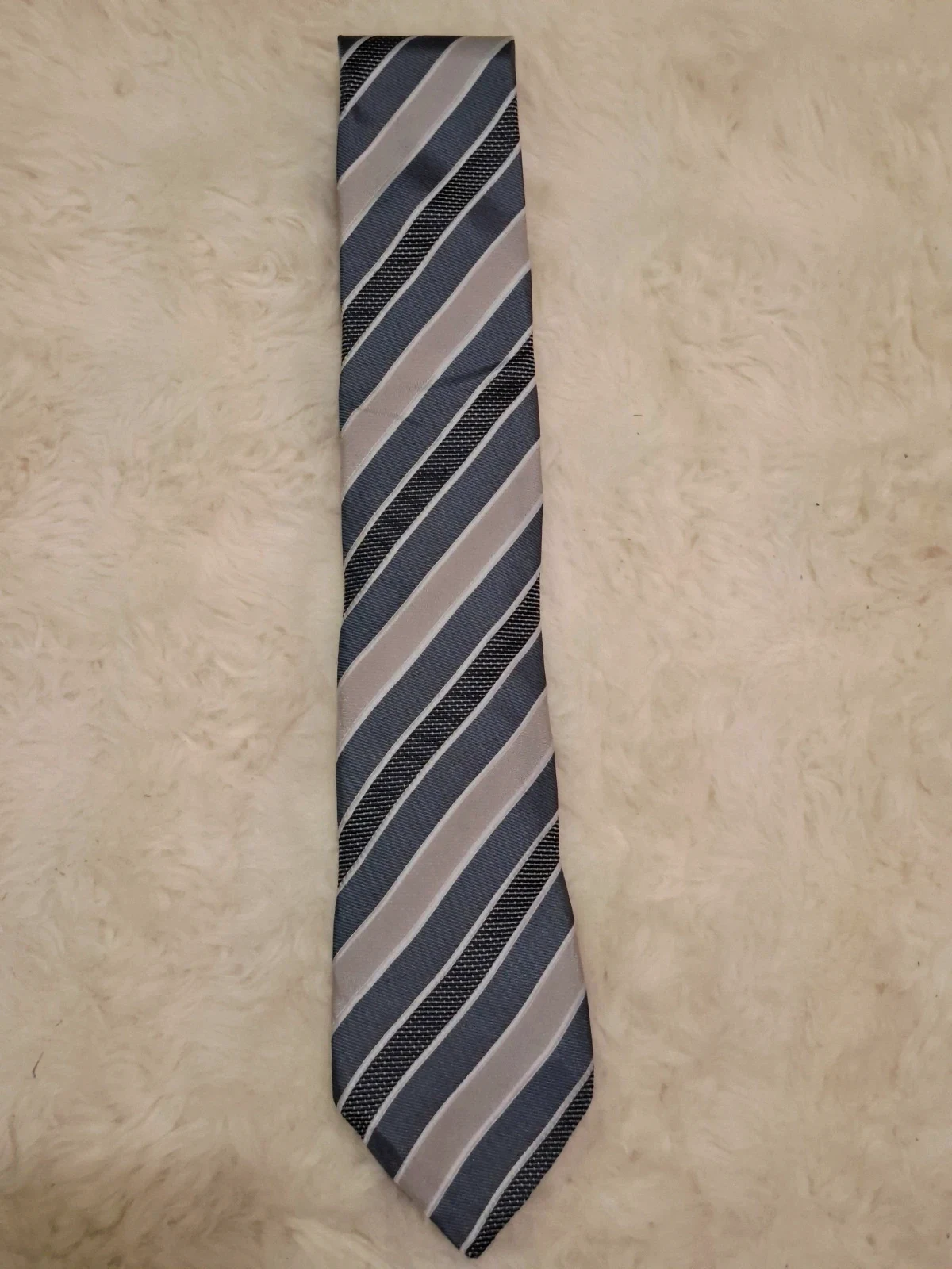 Cravate Chic Rayée / Business Cerruti 1881 100% Soie