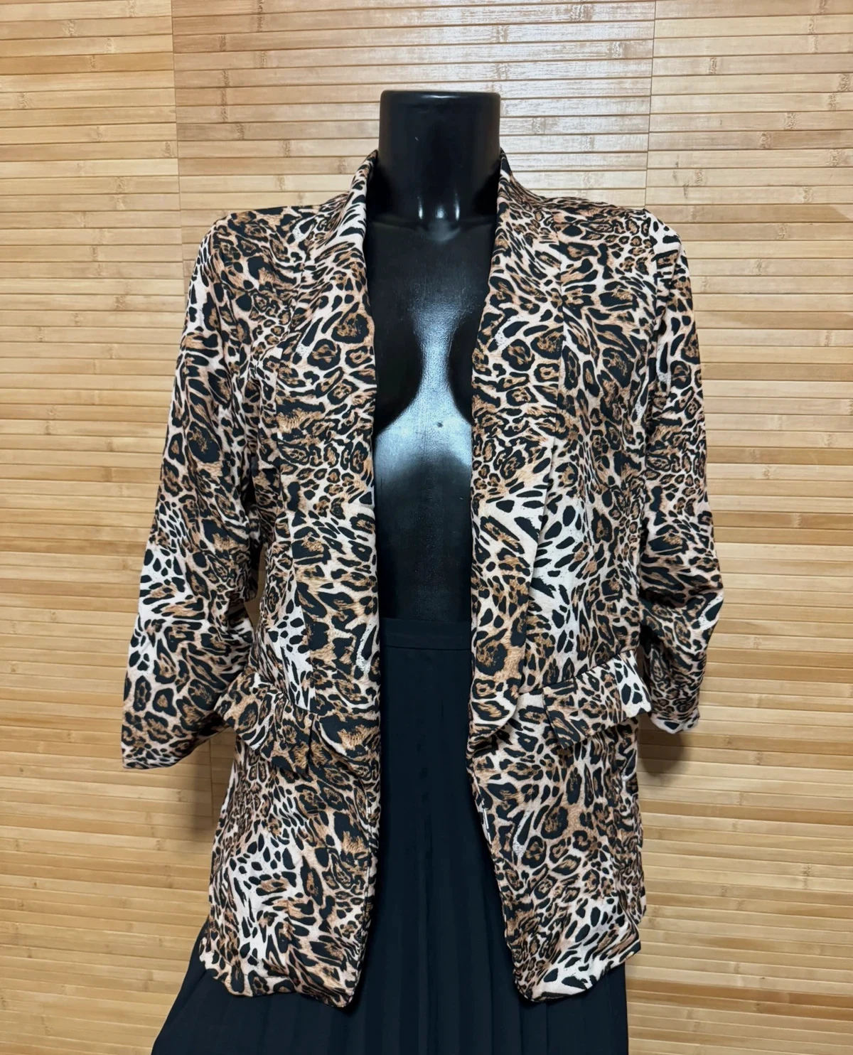 Divino blazer animal print talla L 😍 – NENA – taille L / 40 / 12