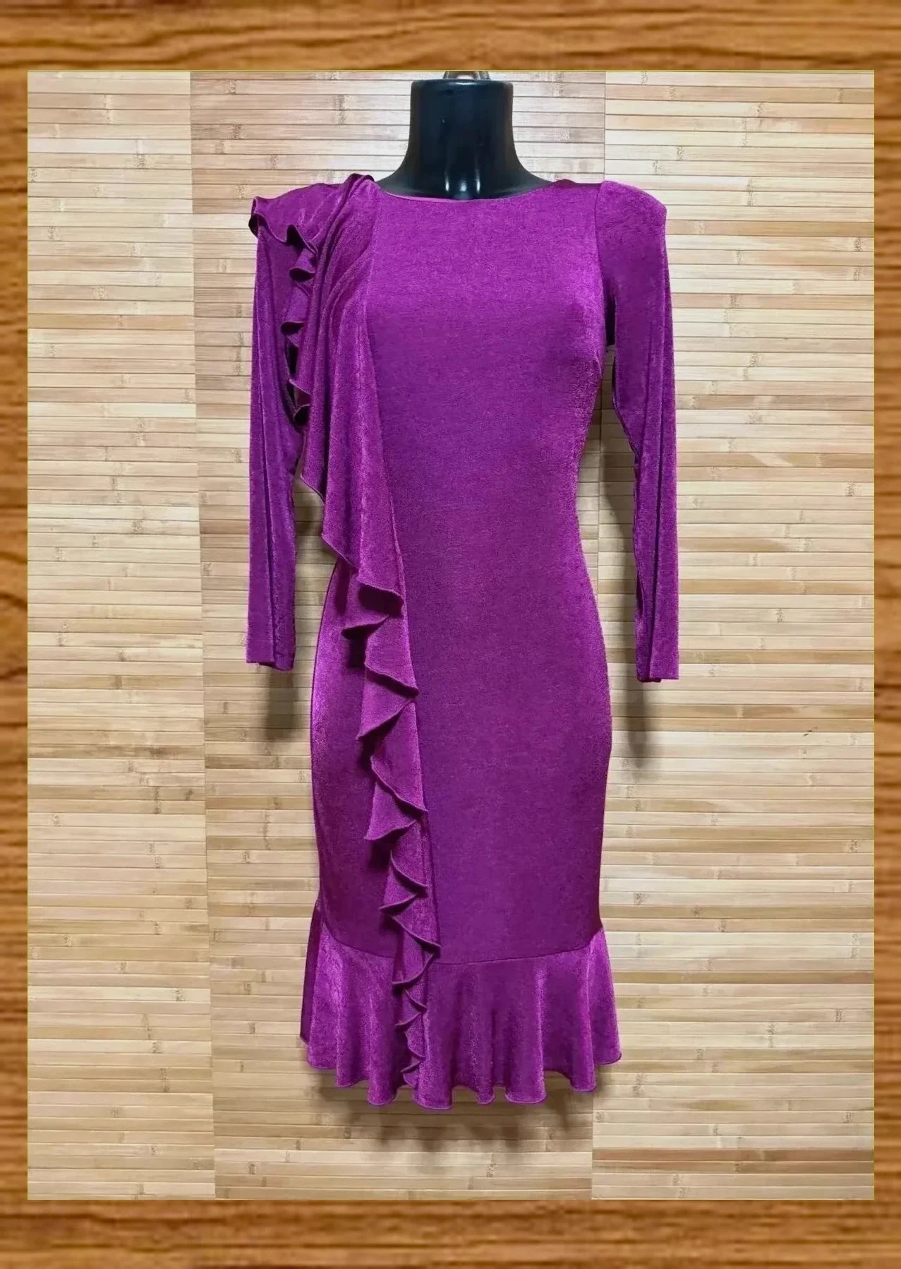 Divino vestido marca Carlos pascual , talla 38 , muy elástico 😍