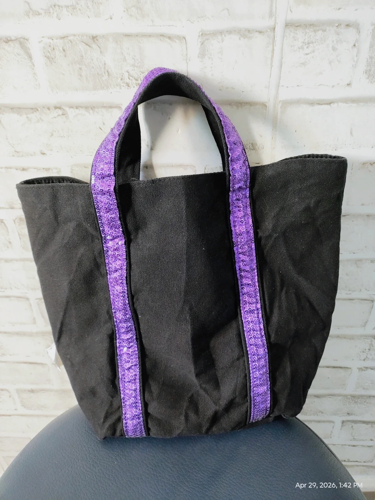 Hand bag