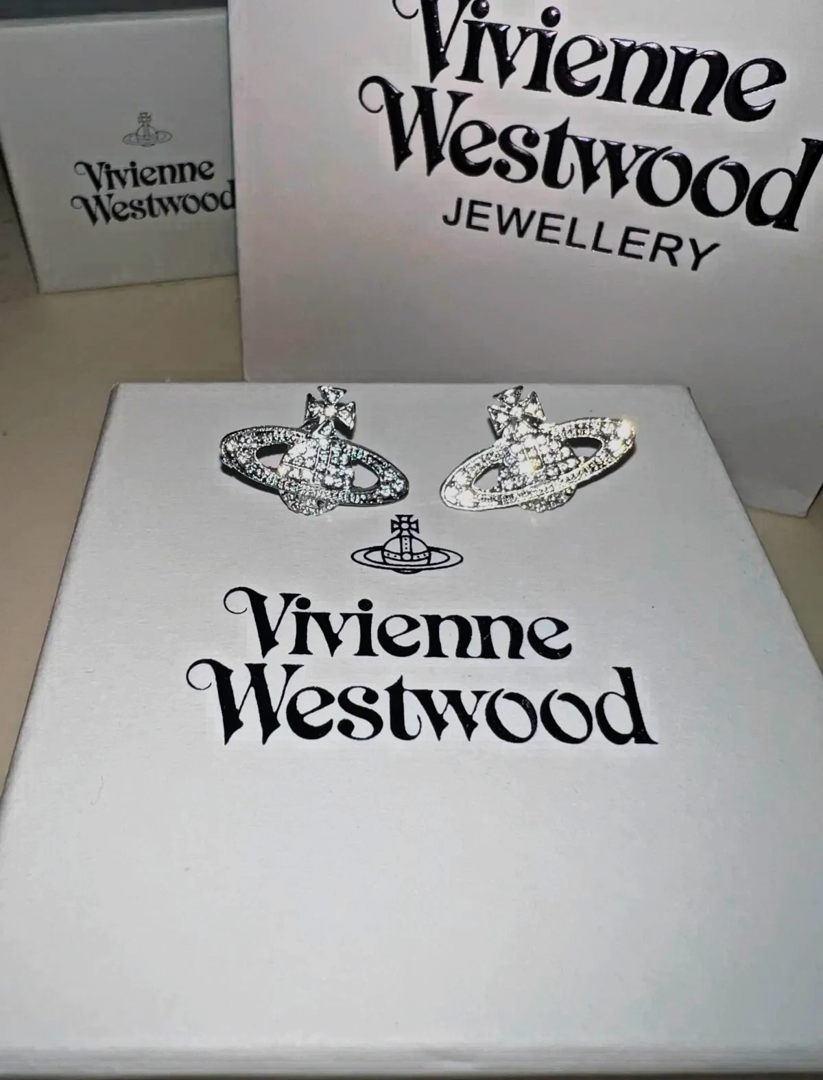 Boucles d'oreilles Vivienne Westwood argentées