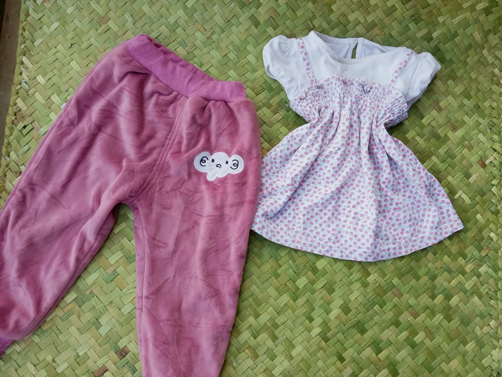 Chaussons bébé rose nuage doublé – no brand – rose 2