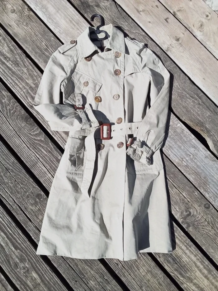 Trench beige ceinture boutons effet corne
