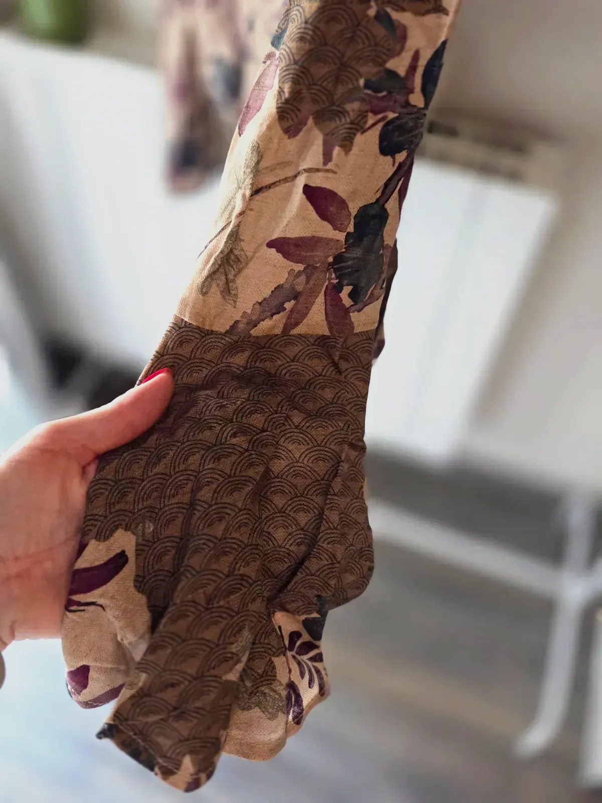 Blouse Rinascimento fleurs beige et violet Taille XS – Rinascimento – beige – taille XS 7