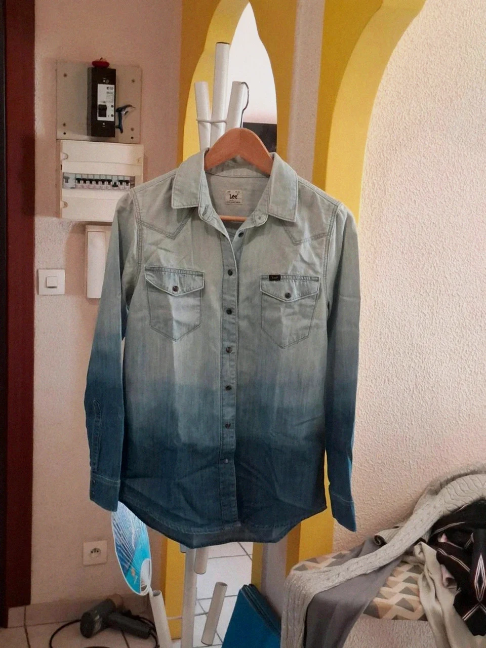 Chemise Lee en jean délavée - Effet dégradé Ombré - Taille S - 100% Coton