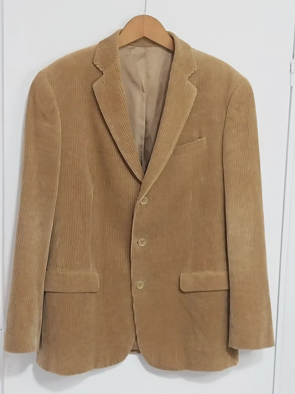 Americana Adolfo Domínguez de pana, talla M