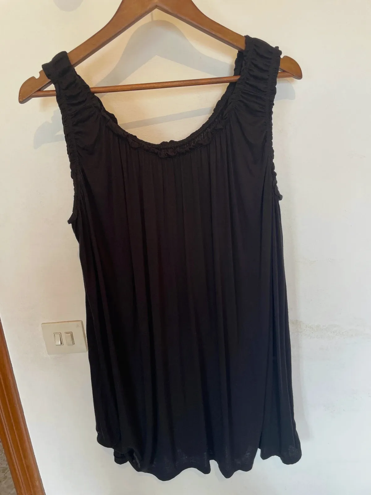Camiseta negra básica tirantes fruncidos - Talla XL - Muy fluida – taille XL / 42 / 14 3