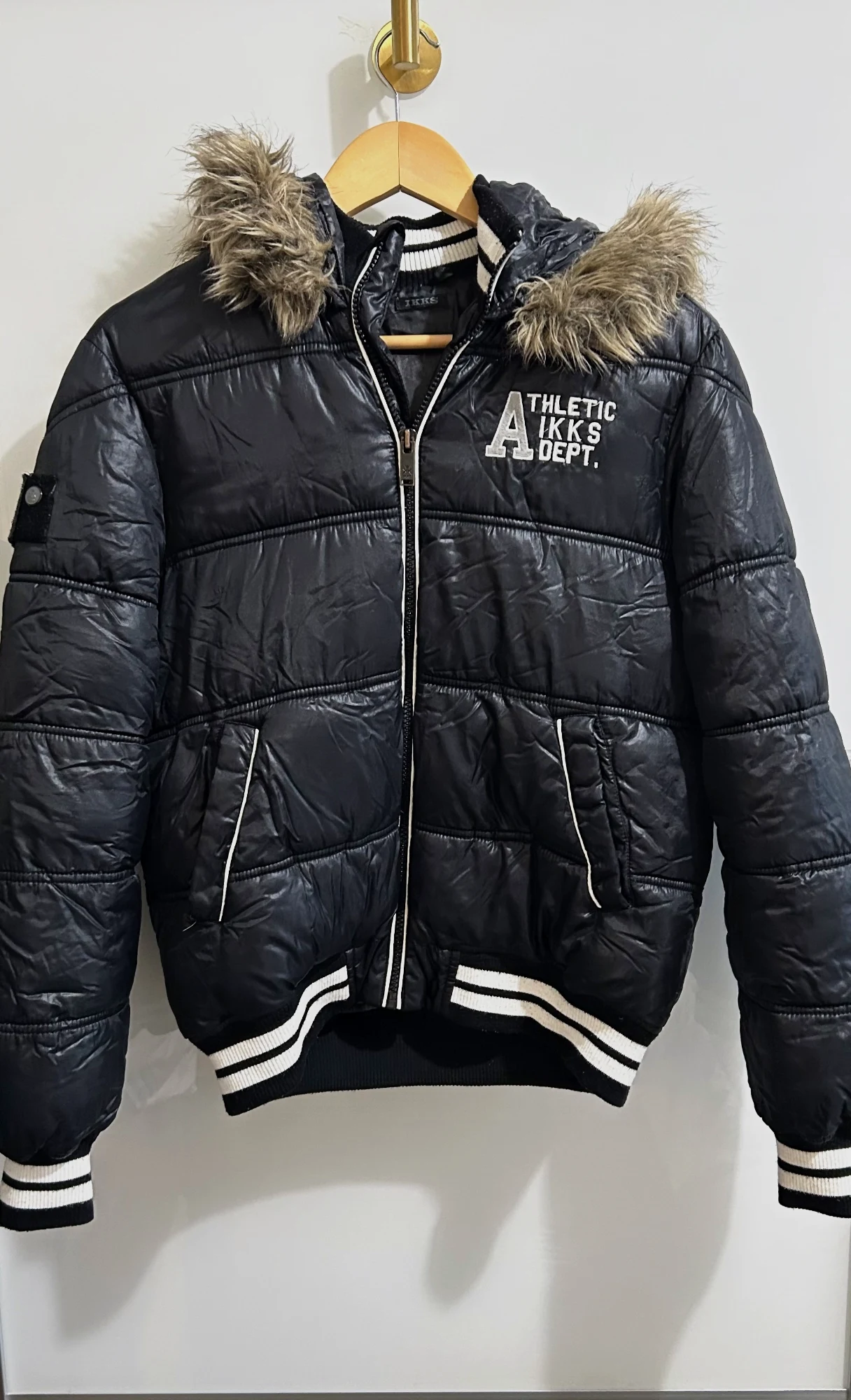 Doudoune IKKS noire capuche fausse fourrure Brooklyn college varsity Taille S