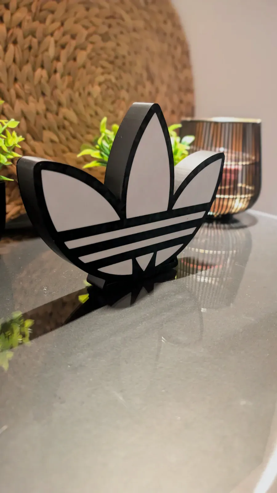 Adidas Trefoil LED Deko-Lampe Tischleuchte – Adidas 5