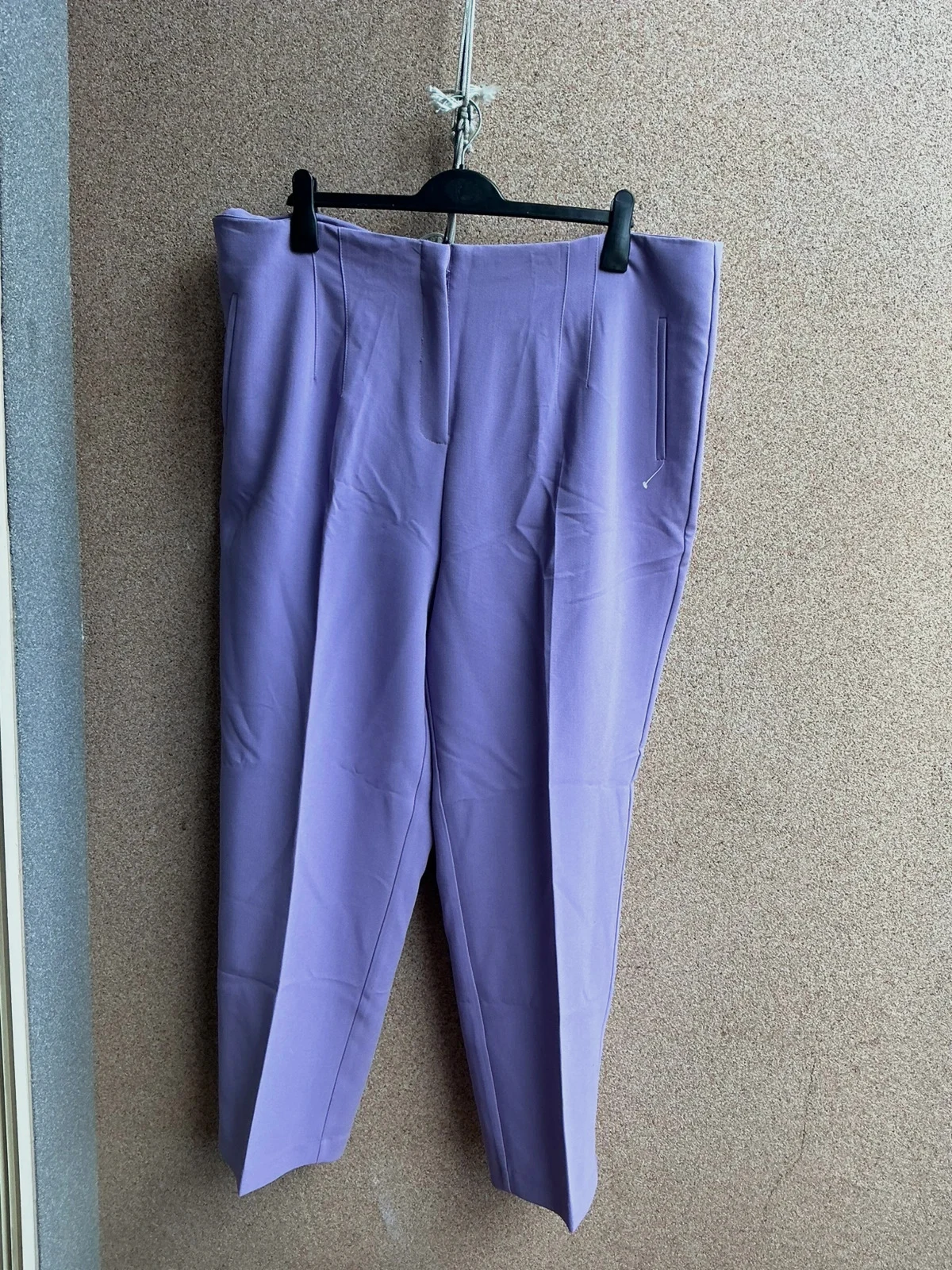 Calças de Alfaiataria Lilás Kiabi Novas com Etiqueta 52 – Kiabi – taille 6XL / 52 / 24
