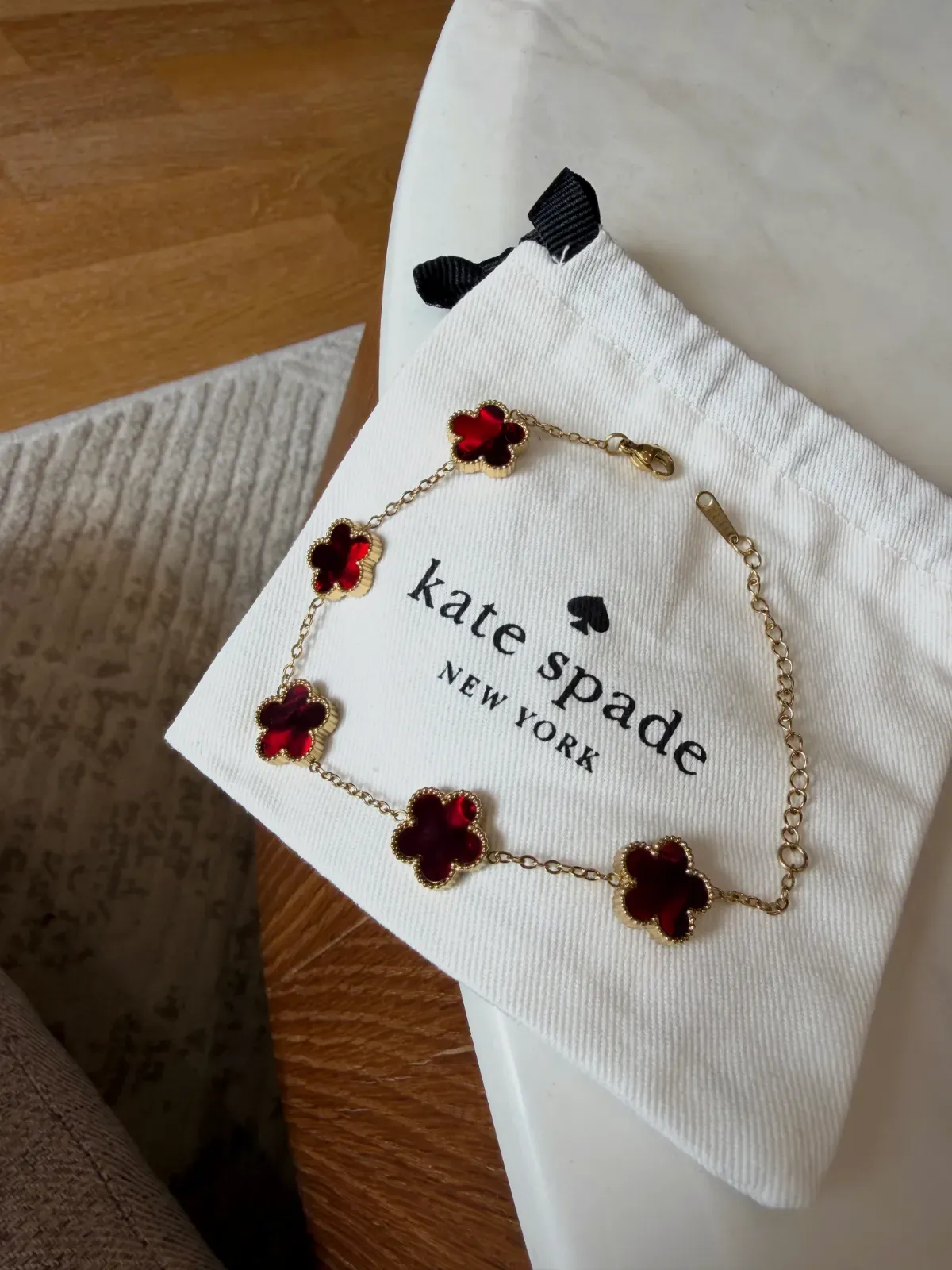 Bracelet Kate Spade trèfles rouges doré – Kate Spade – doré – taille Taille unique 5