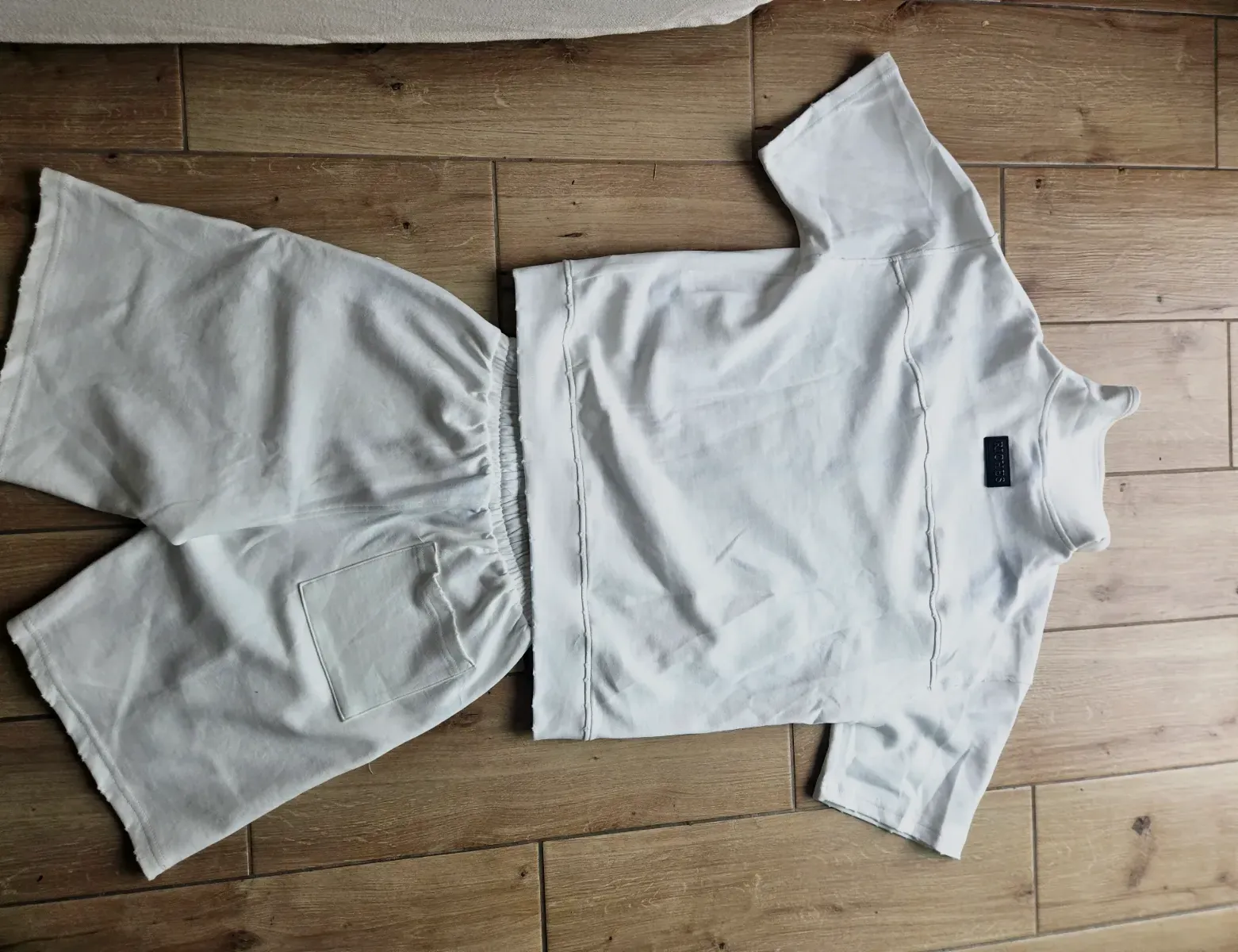 Survêtement blanc col polo manches courtes – Riches Paris – blanc – taille S 8