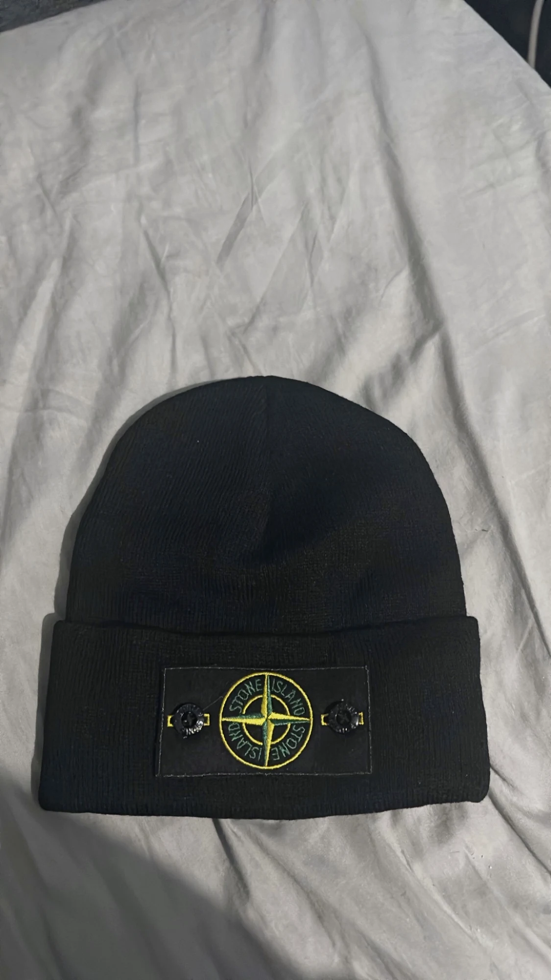 Bonnet en maille noir Stone Island