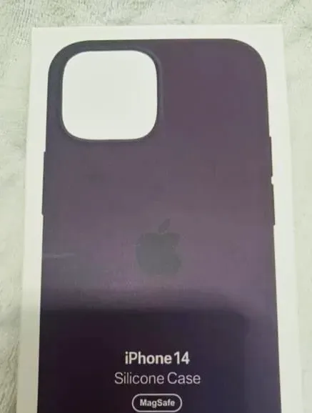 Coque iPhone 11 silicone mauve – Apple – mauve 2
