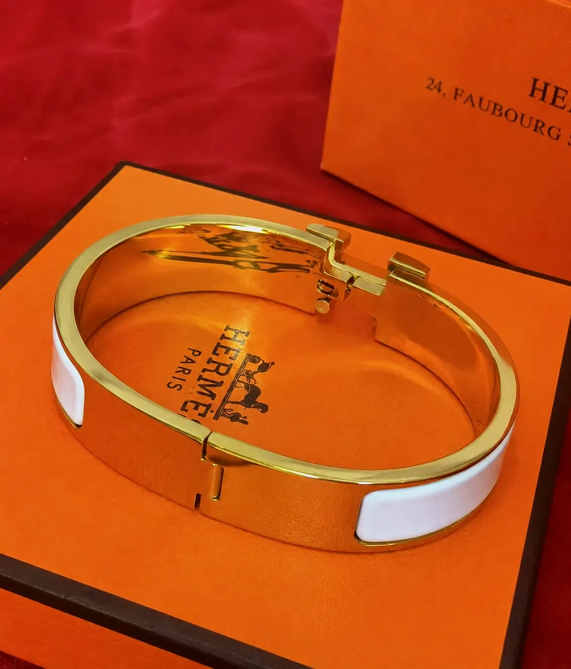 Hermès Bracelet Jonc Email Or Blanc – Hermès – or blanc – taille Taille unique 4
