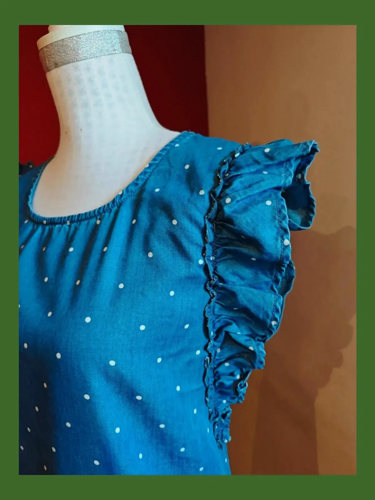 🌺Vestido de tela fina vaquera de algodón con topos blancos y volantes en hombros, talla L – Unit – taille L / 40 / 12 3