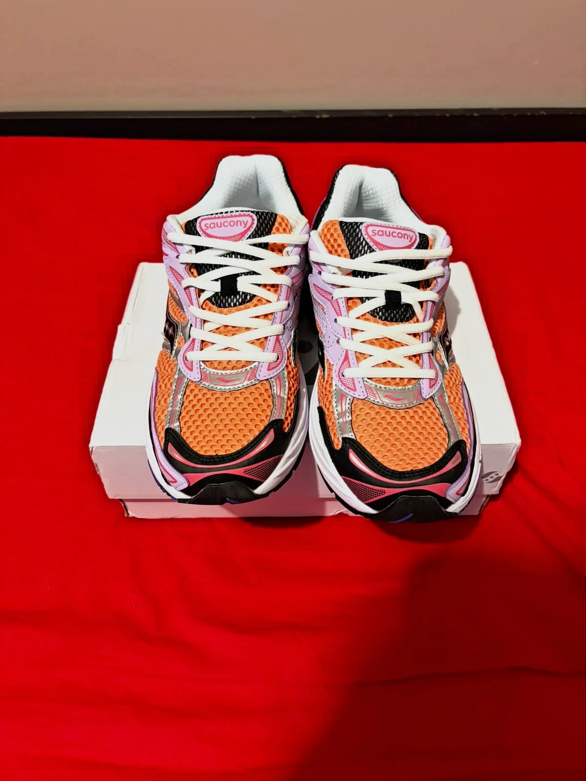Saucony omni 9 saumon taille 45 neuf jamais porté