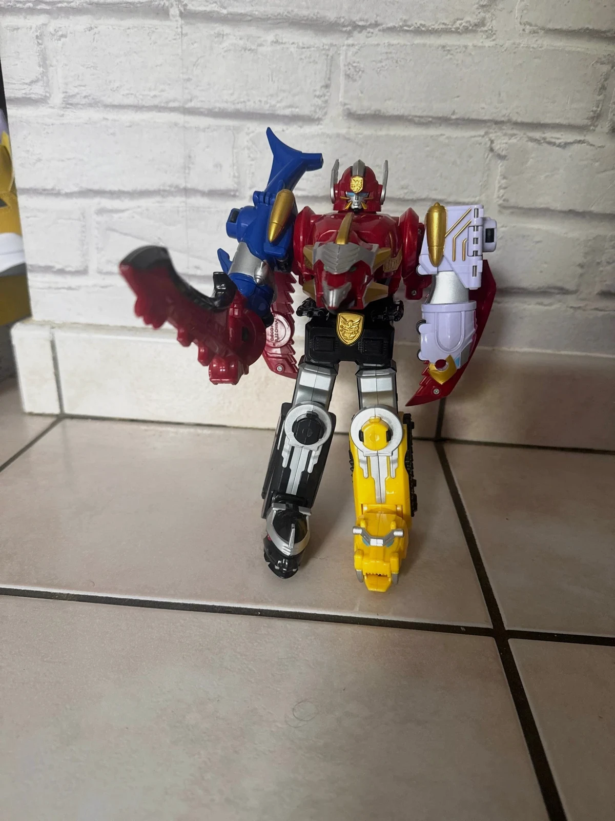 Power rangers megaforce - DX megazord (2013)
