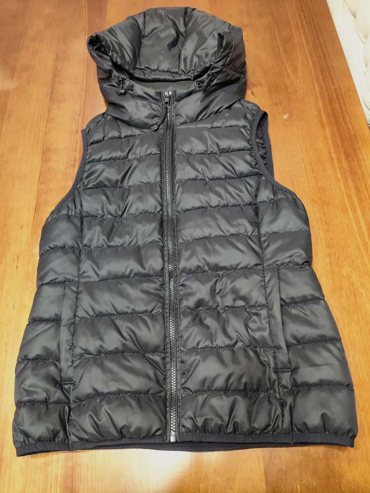 Women's black sleeveless vest Size S with hood and pockets  – only – taille S 5