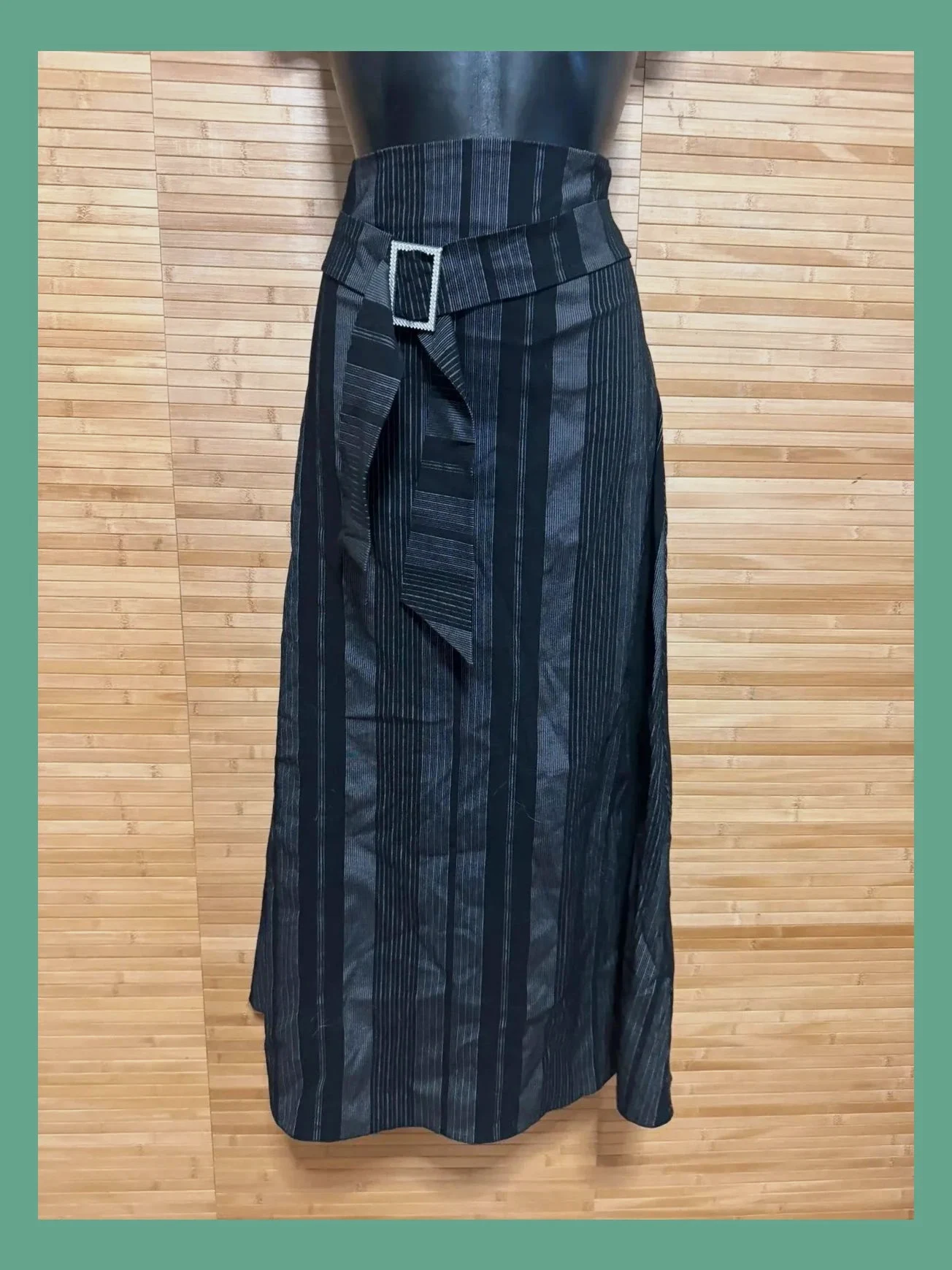 Divina falda larga vintage talla XL 😍 – Vintage – taille XL / 42 / 14