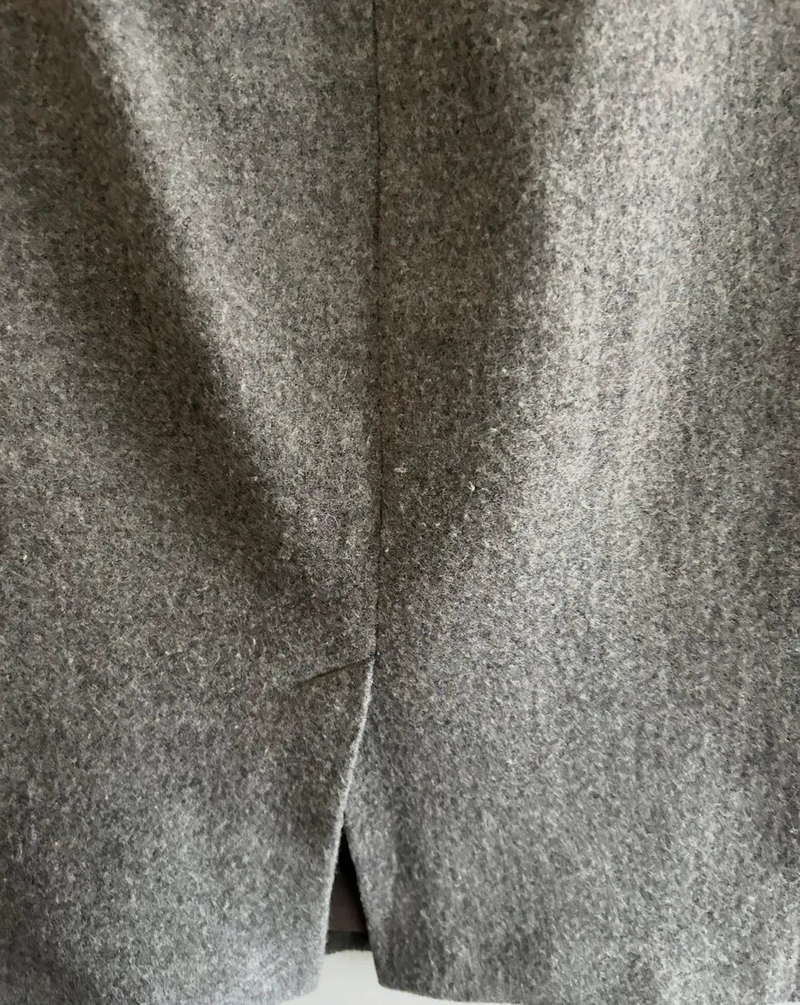 Jupe droite Cerruti 1881 laine grise chic luxe intemporelle taille 42 100% laine – Cerruti 1881 – taille XL / 42 / 14 5