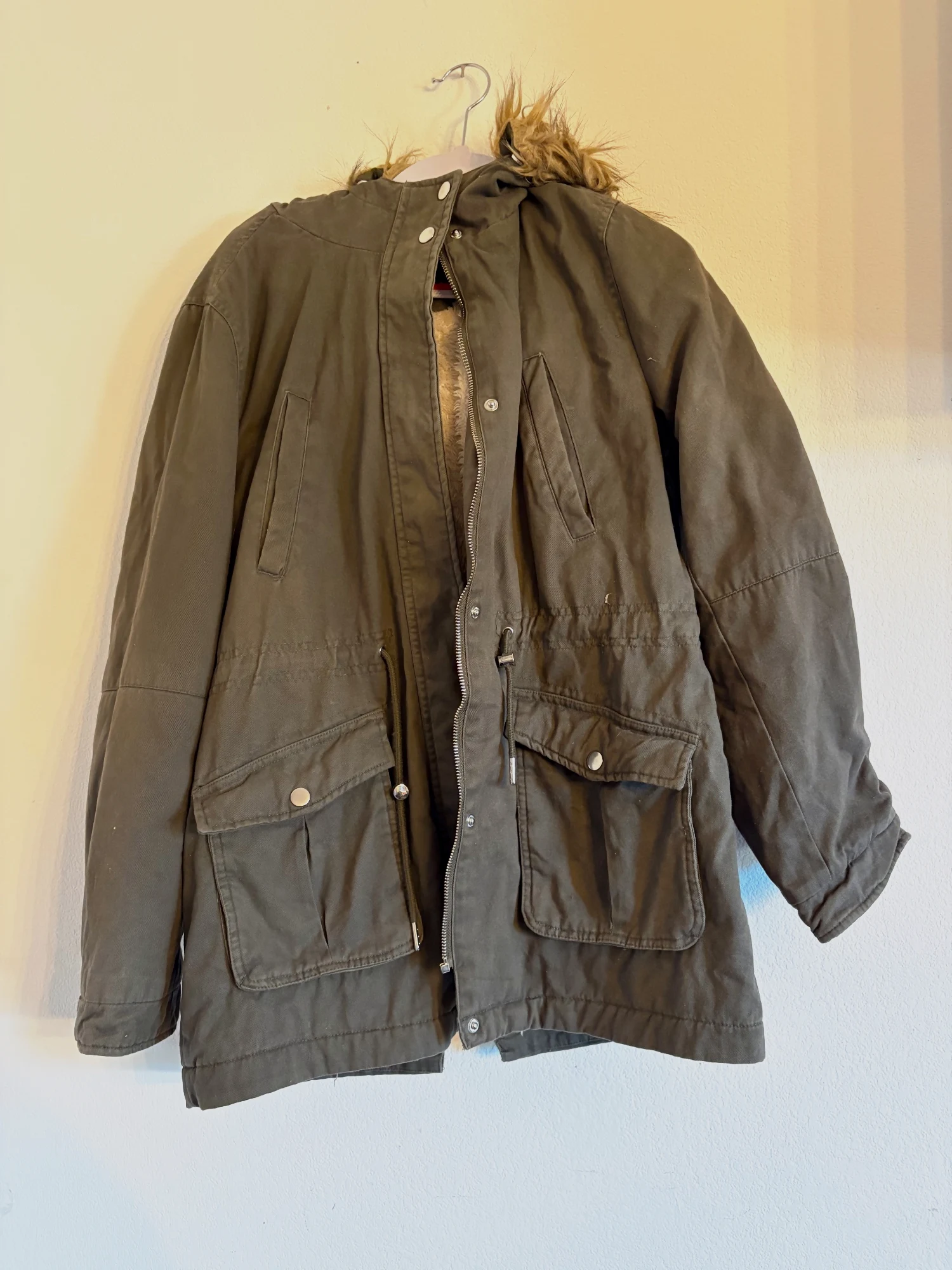 Parka kaki avec capuche fourrure Don't Call Me Jennyfer taille L