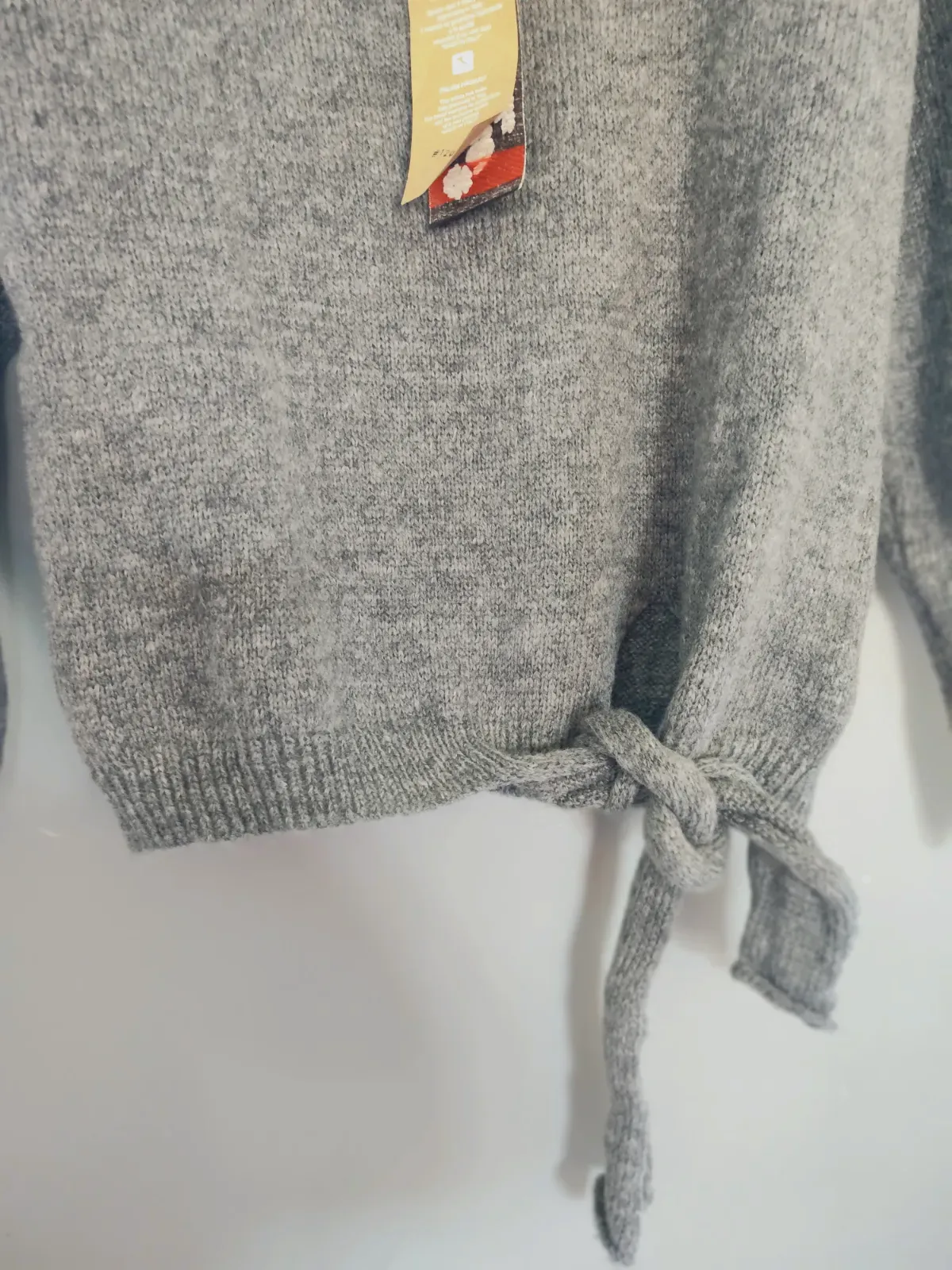 Pull gris col V à nouer Capucine Moda – Capucine Moda – taille Taille unique 2