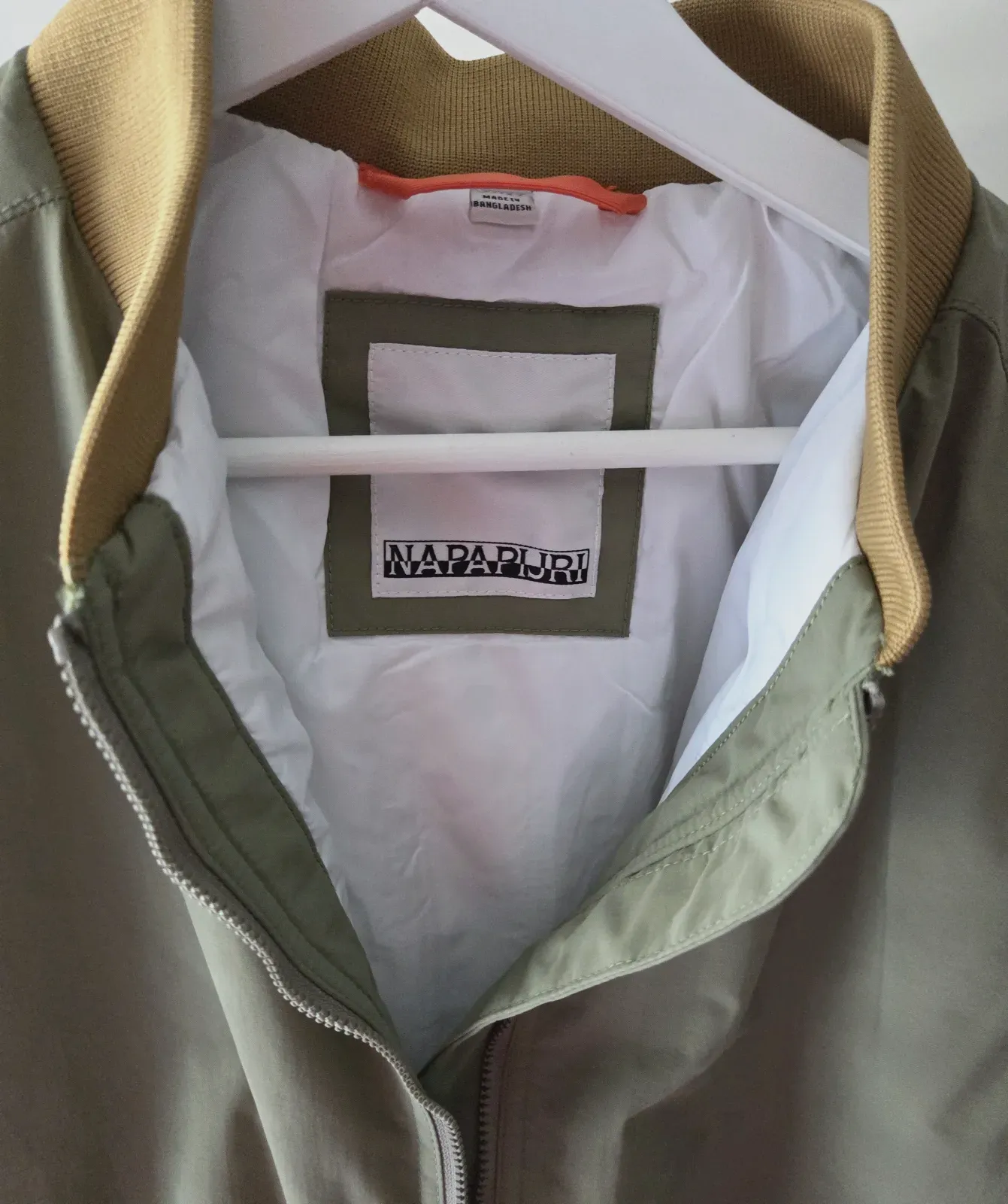 Blouson bomber Napapijri kaki Neuf Taille M – Napapijri – kaki – taille M 7