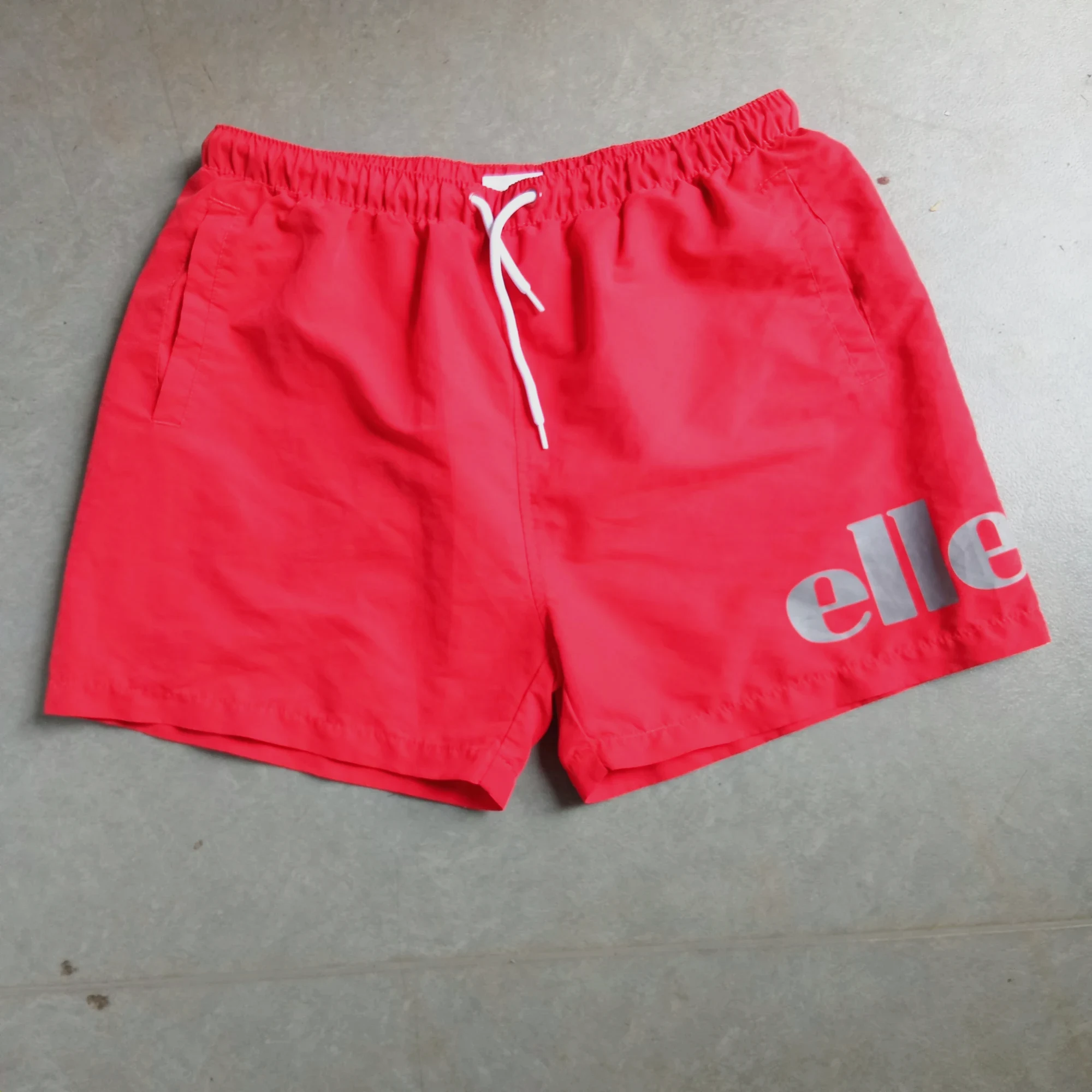 Short Ellesse