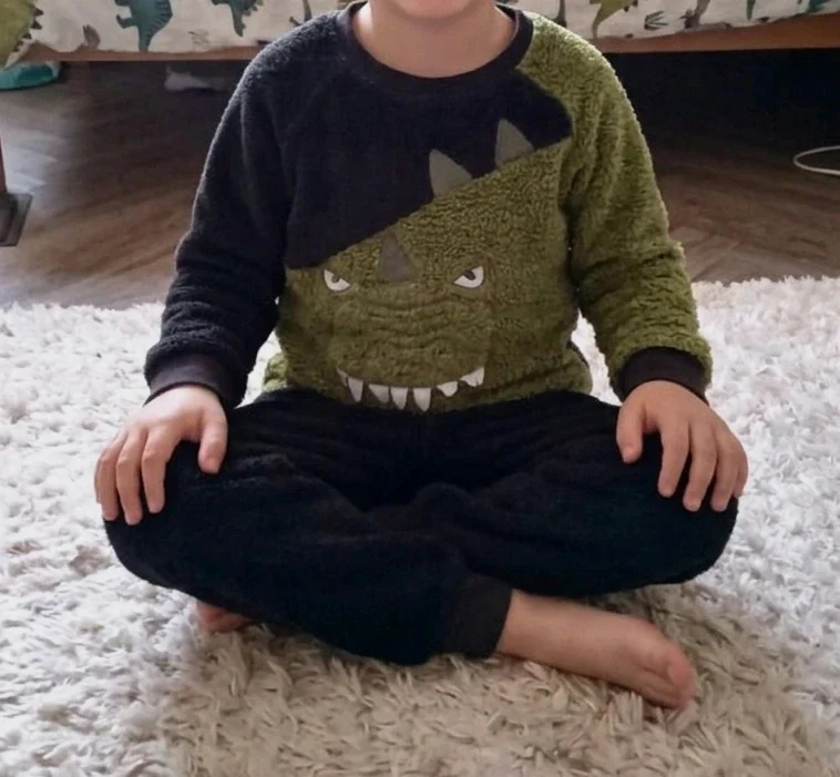 Pyjama dinosaure taille 6 ans – In Extenso – taille 6 ans / 116 cm