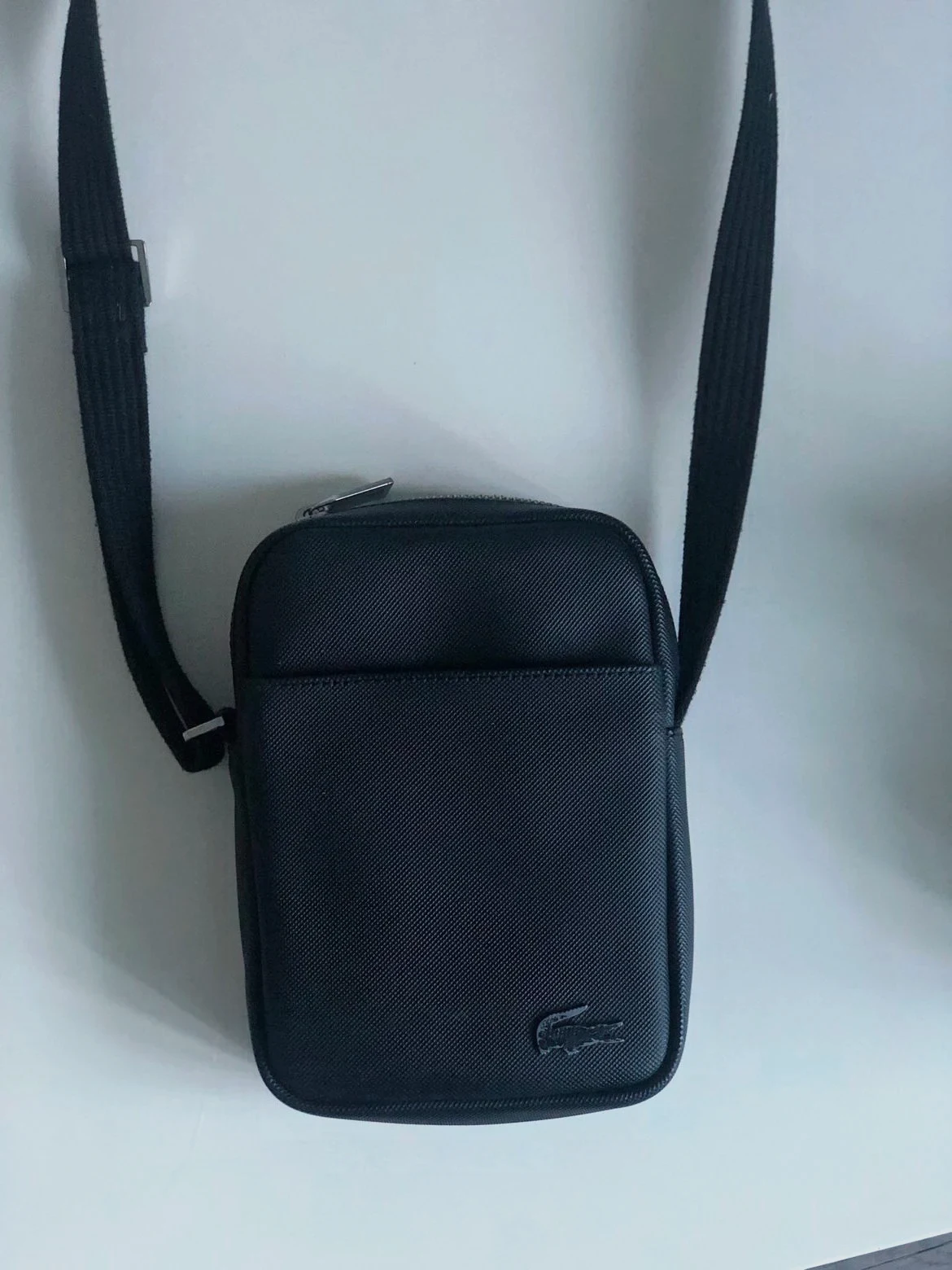 Sacoche Lacoste noir