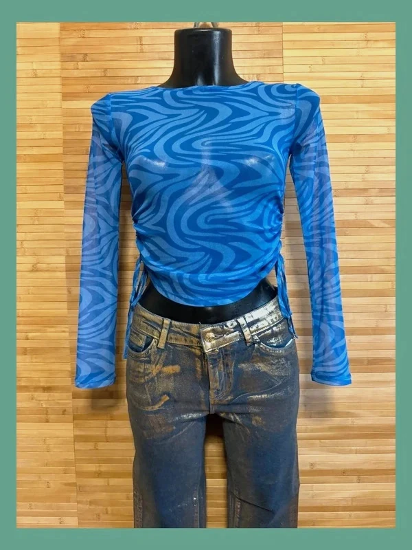 Divino top tul elástico de marca Sinsay , talla S 😍