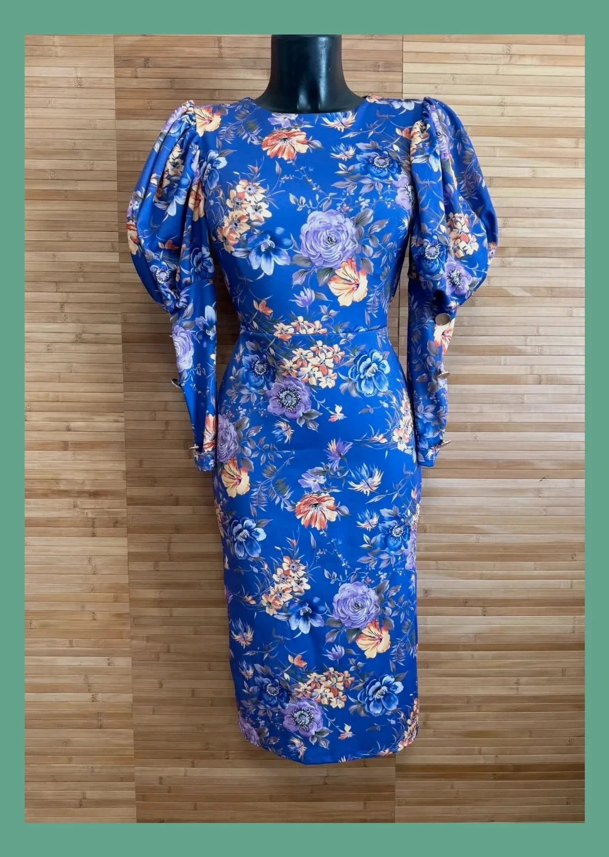 Elegante vestido midi flores , ideal fiestas , talla S , elástico 😍