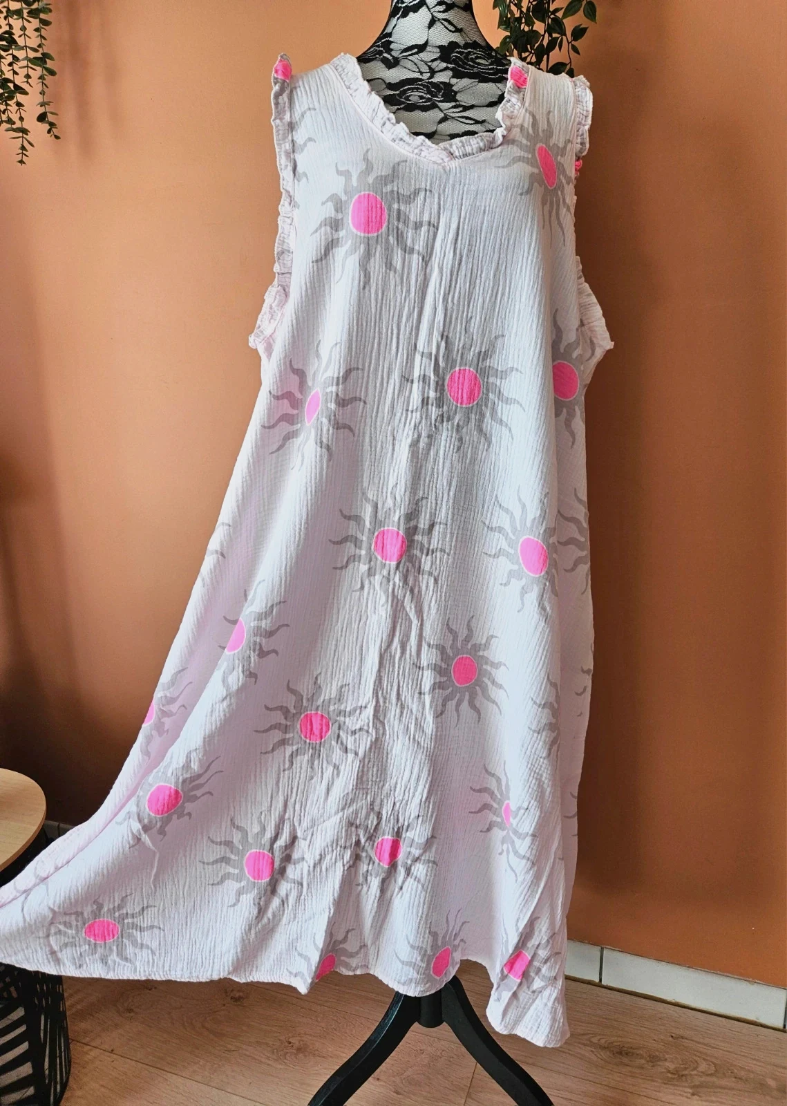 Robe longue en coton motifs soleils fluo - TU 44 au 52 - Made in ltaly – made in ltaly – taille 4XL / 48 / 20