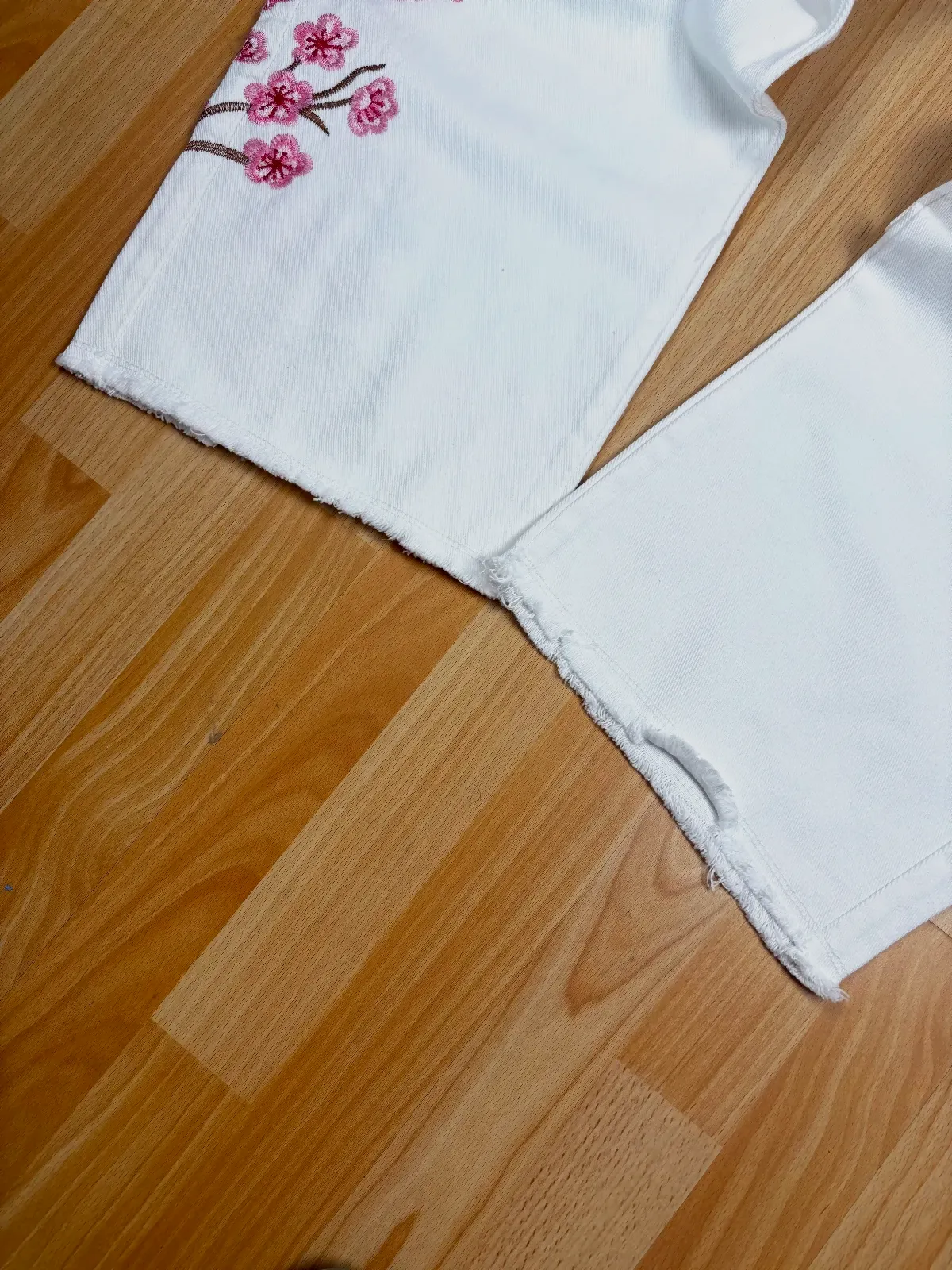 Jean Baggy motif fleur de Sakura - Taille M  – Y2K – blanc – taille M 2