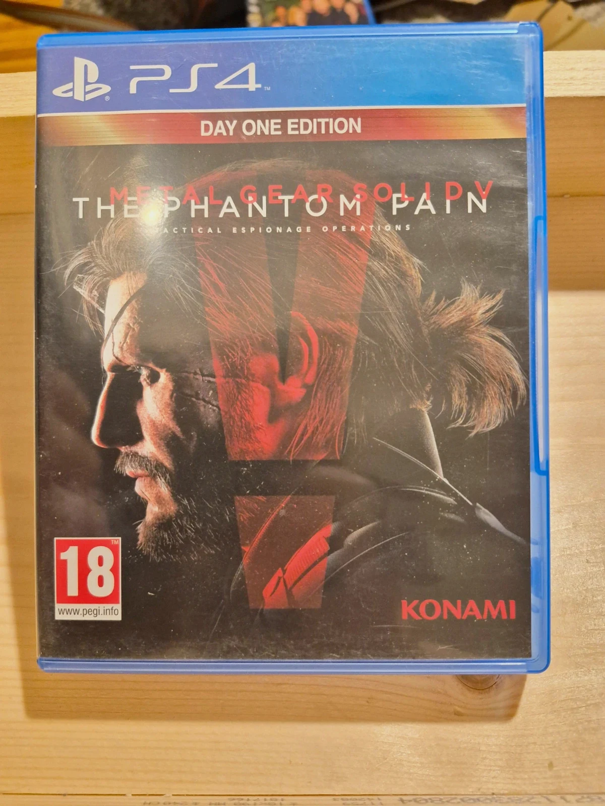 Jeu PS4 - Metal Gear Solid V : The Phantom Pain - Édition Day One
