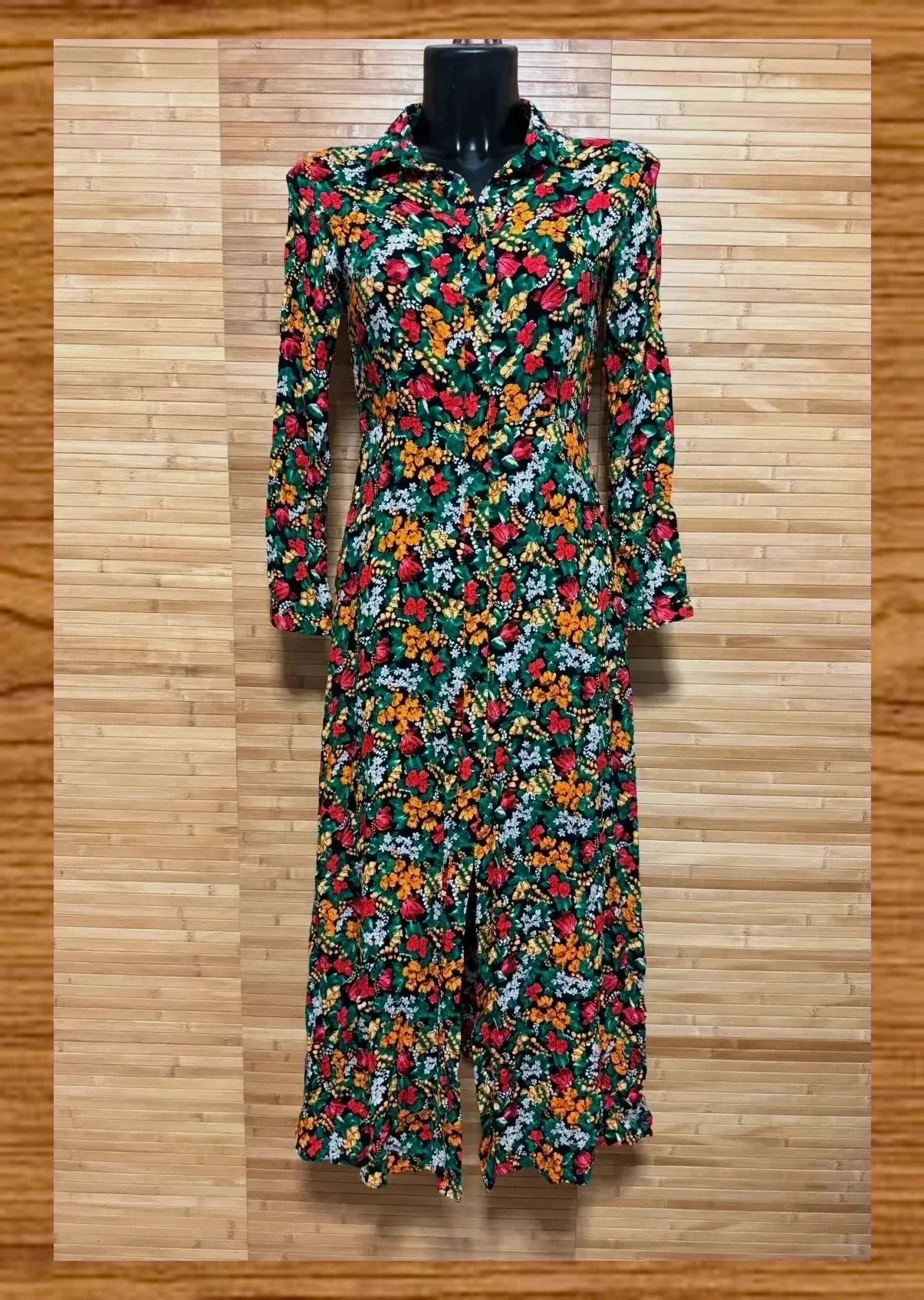 Divino vestido largo estampado flores de tela viscosa talla S 😍