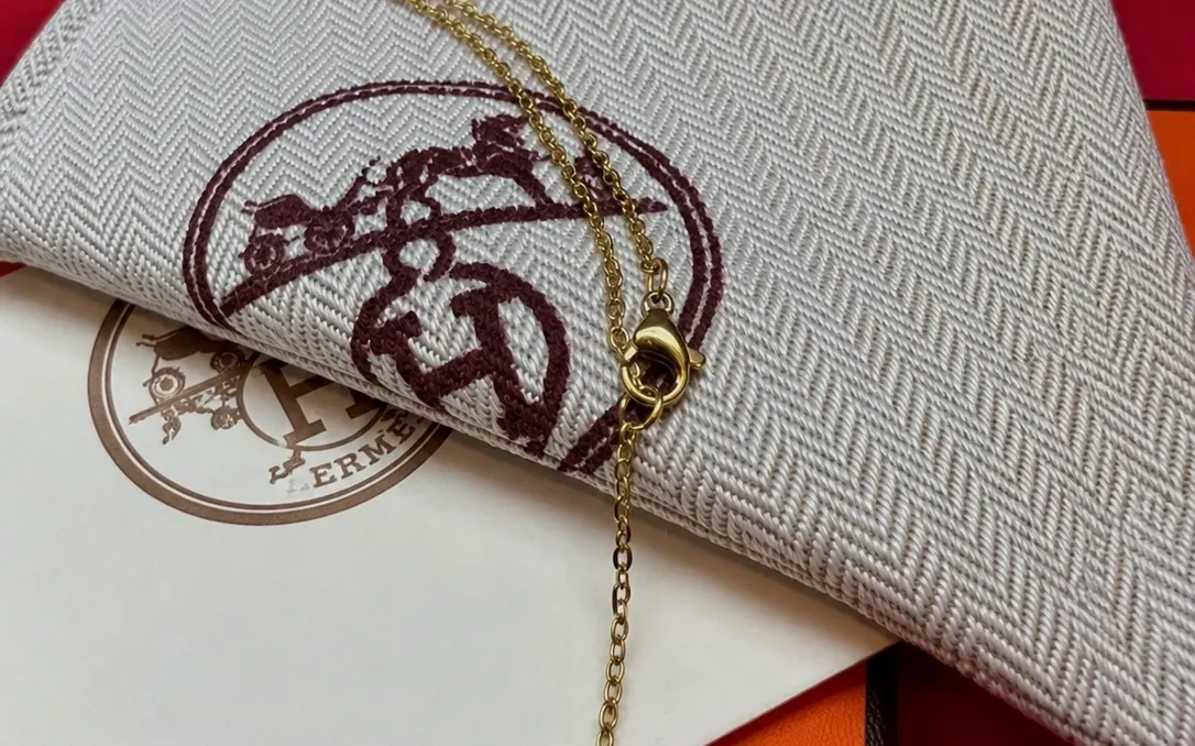 Hermès Paris lot accessoires chaîne bracelet – Hermès – noir, doré, blanc – taille Taille unique 5
