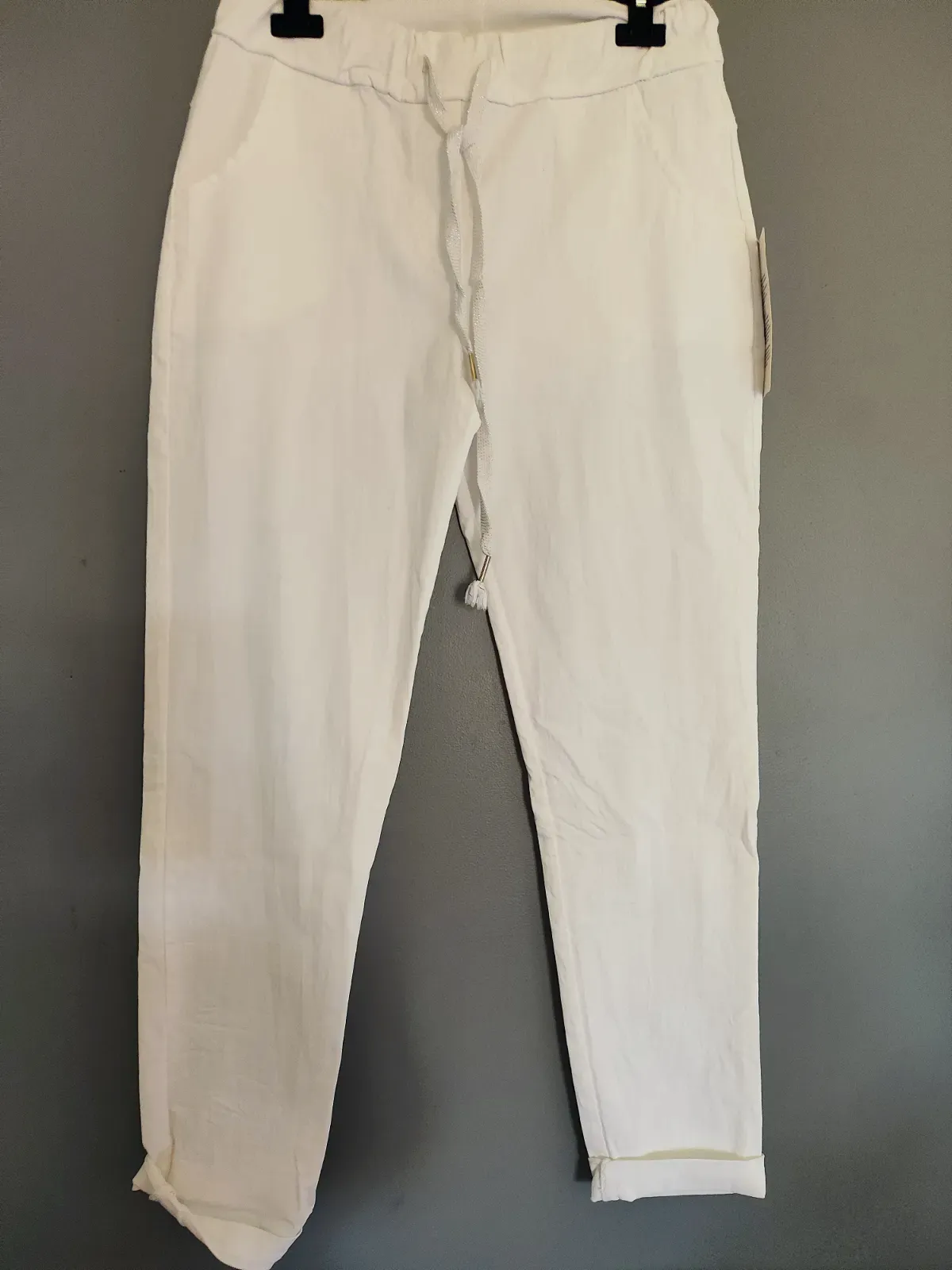 Pantalon blanc avec étoile strass au dos – Pomelo – taille Taille unique 2
