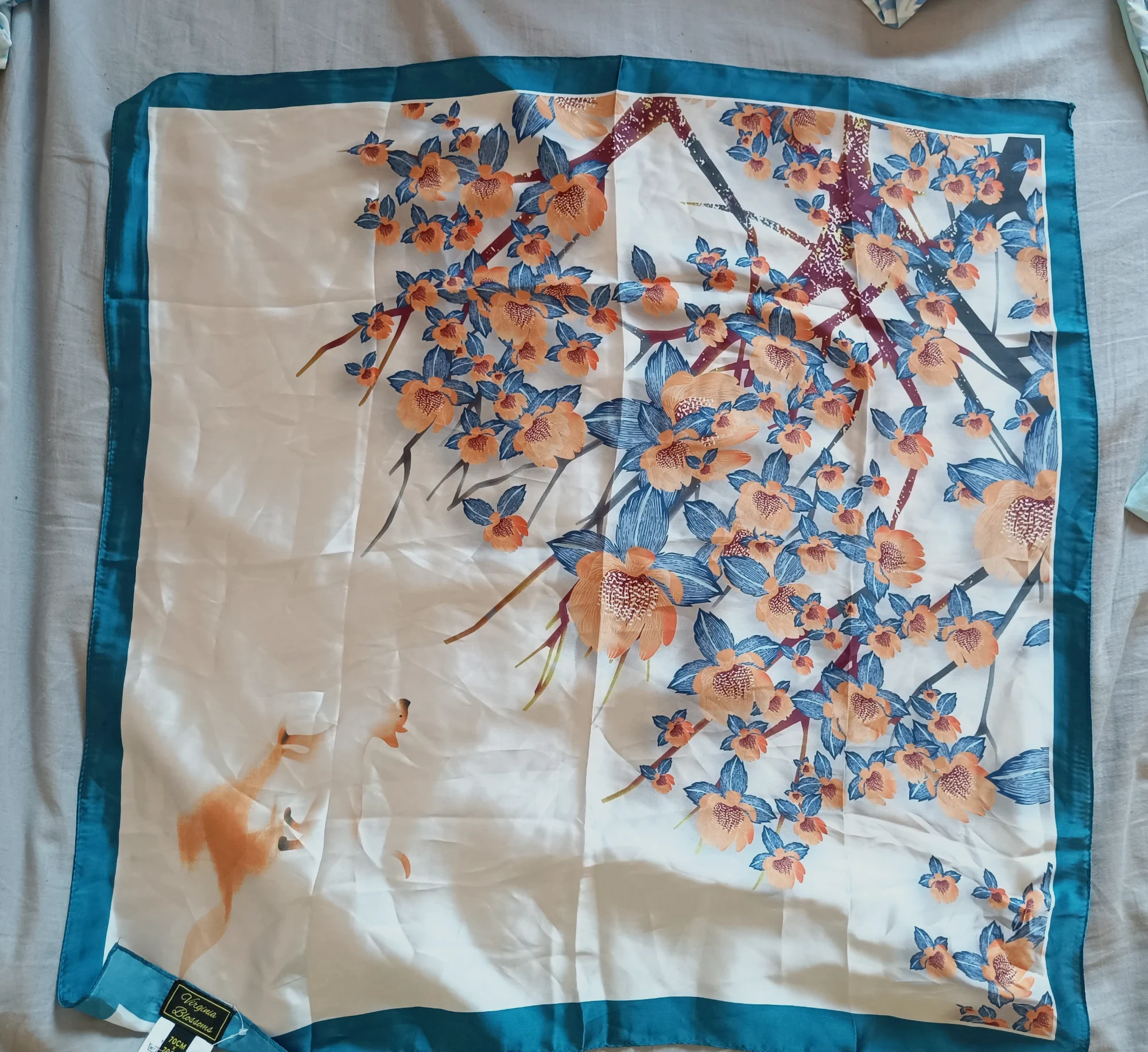 Pañuelo de seda floral y estampado de zorro – Virginia Blossoms – taille Taille unique