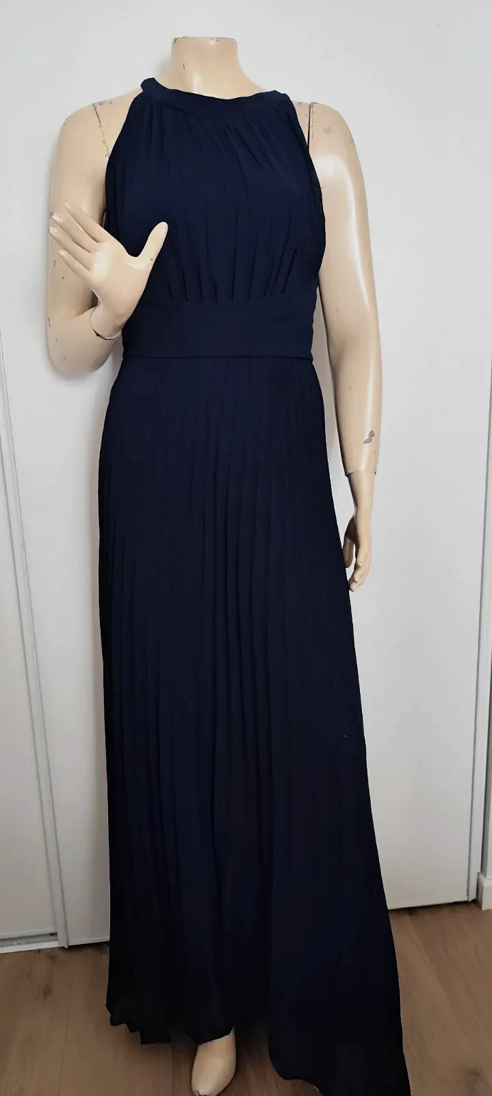 superbe robe longue noir fluide legere et agreable a porter tres fraiche taille – DFH – taille L